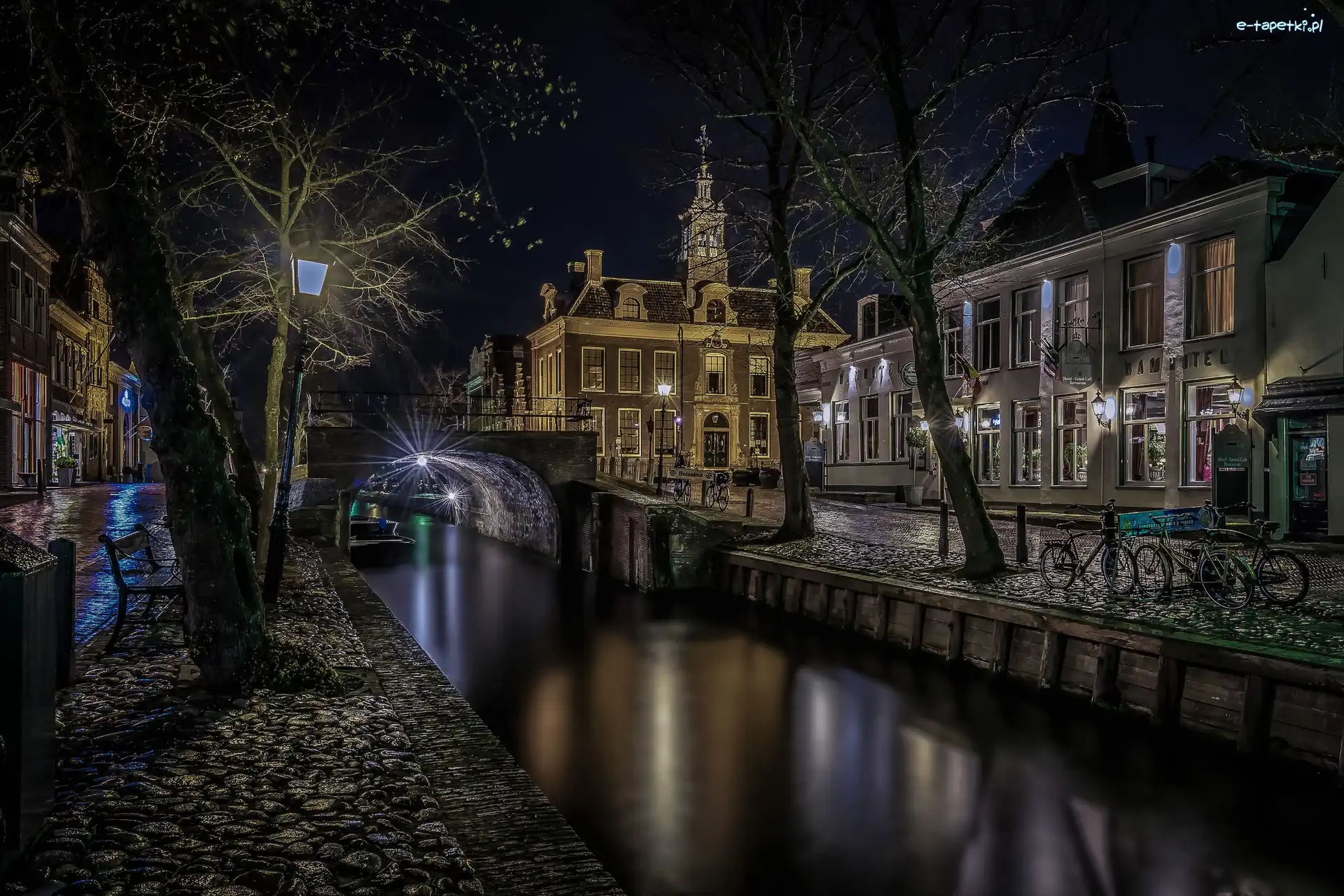 Miasto, Noc, Most