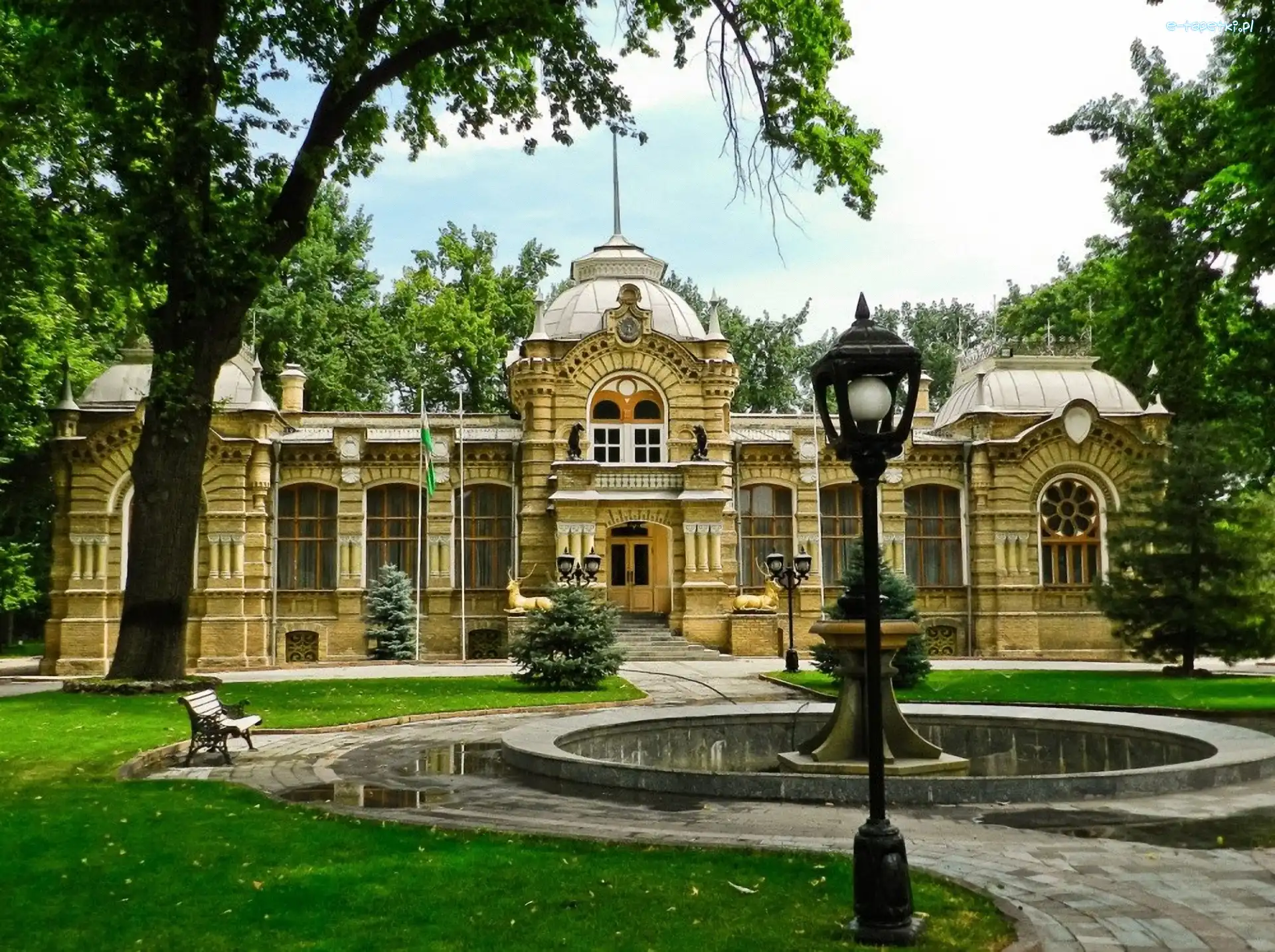 Fontanna, Latarnia, Ogród, Pałac