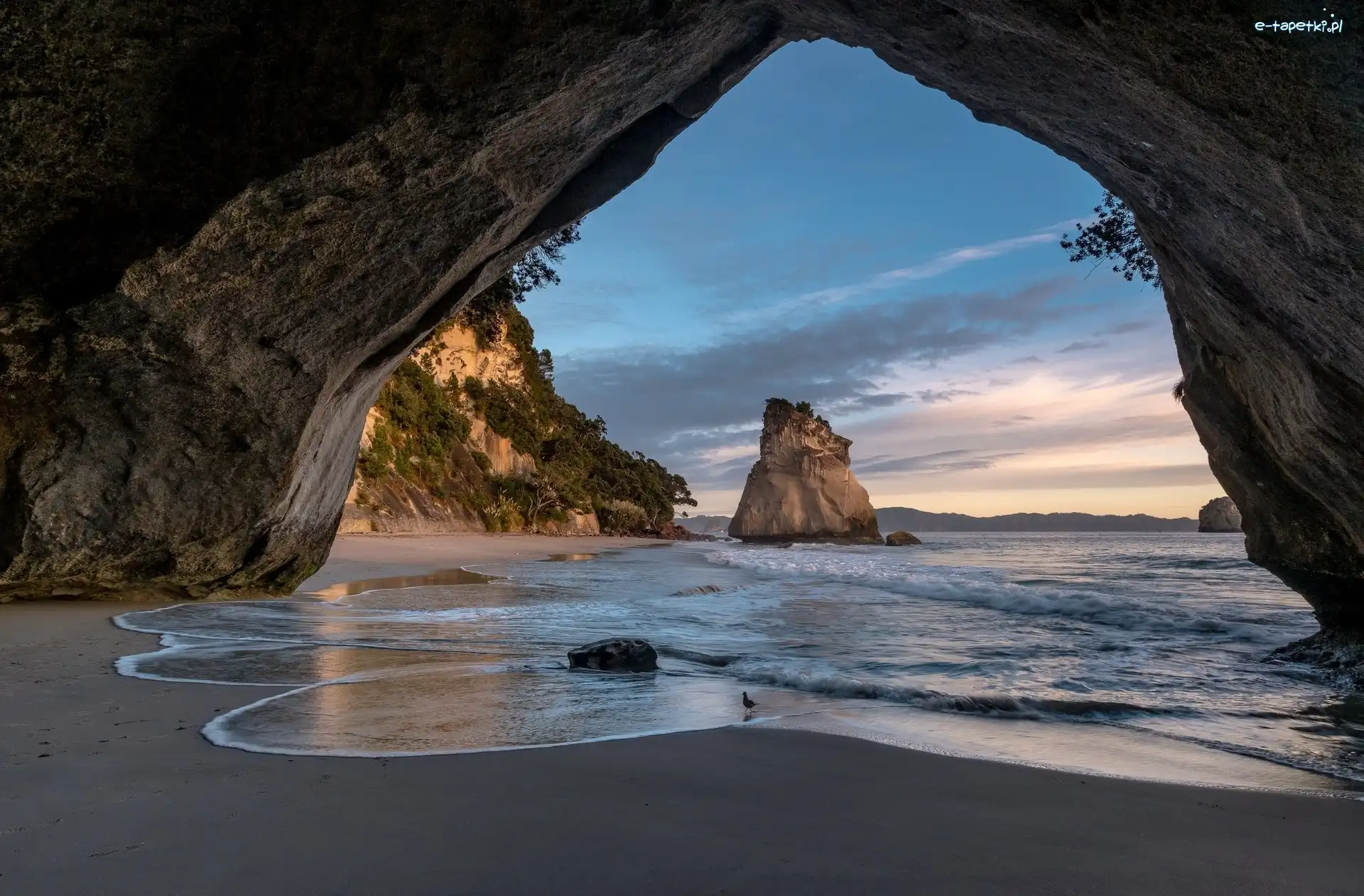 Zatoka Cathedral Cove, Półwysep Coromandel, Skały, Morze, Region Waikato, Rezerwat, Jaskinia, Nowa Zelandia