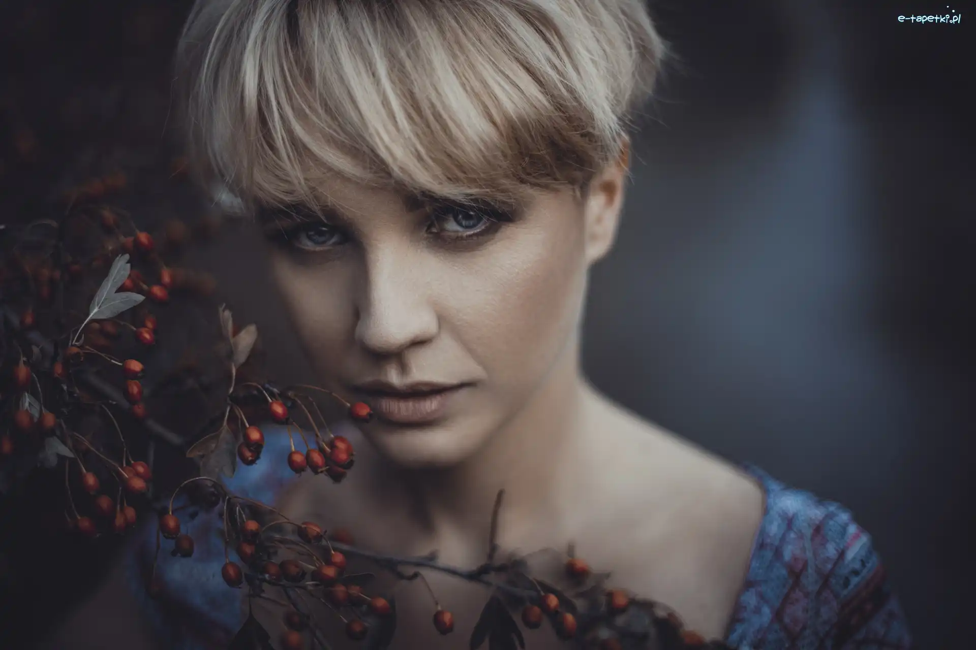 Kobieta, Krótkowłosa
