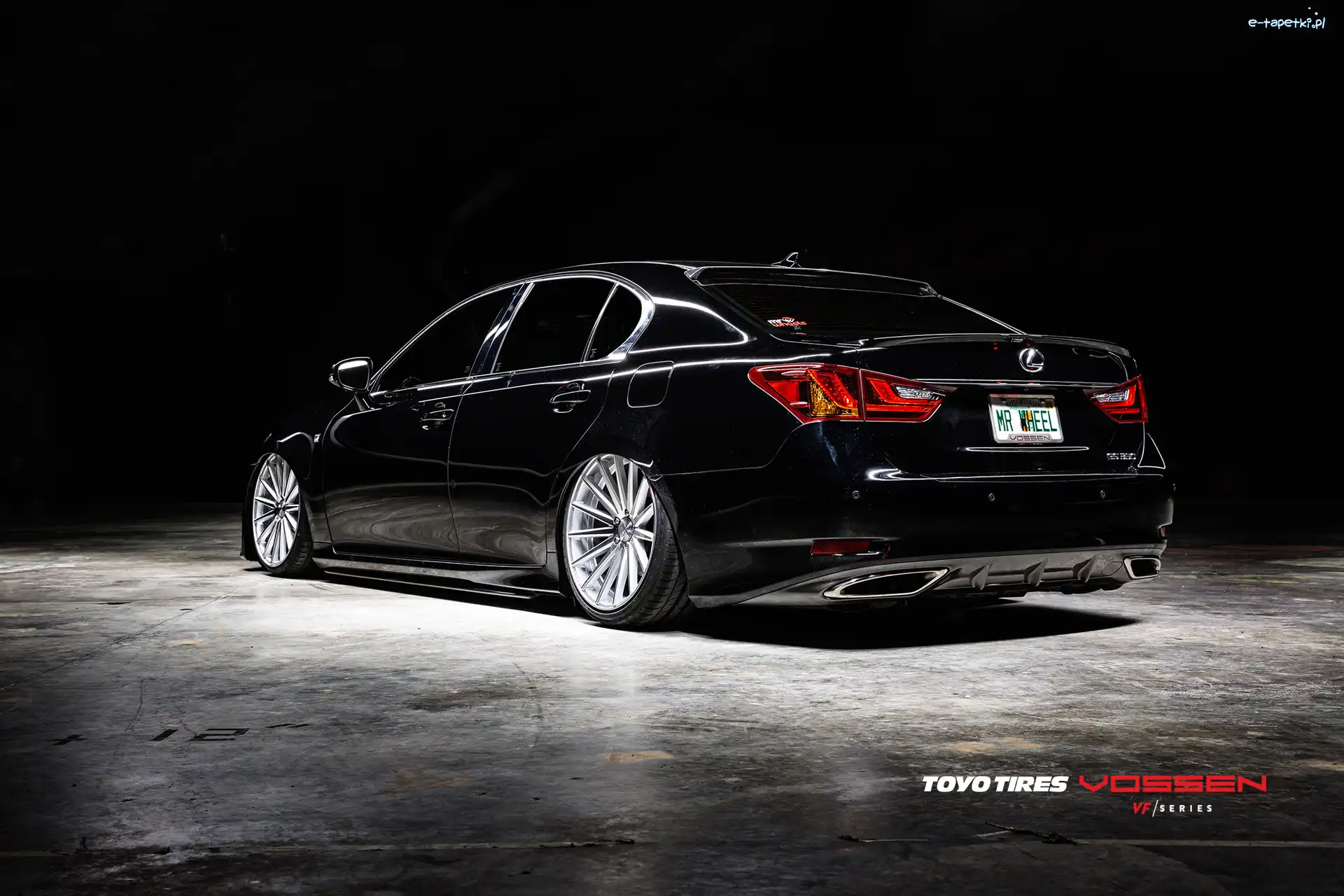 Lexus Seria GS, Czarny
