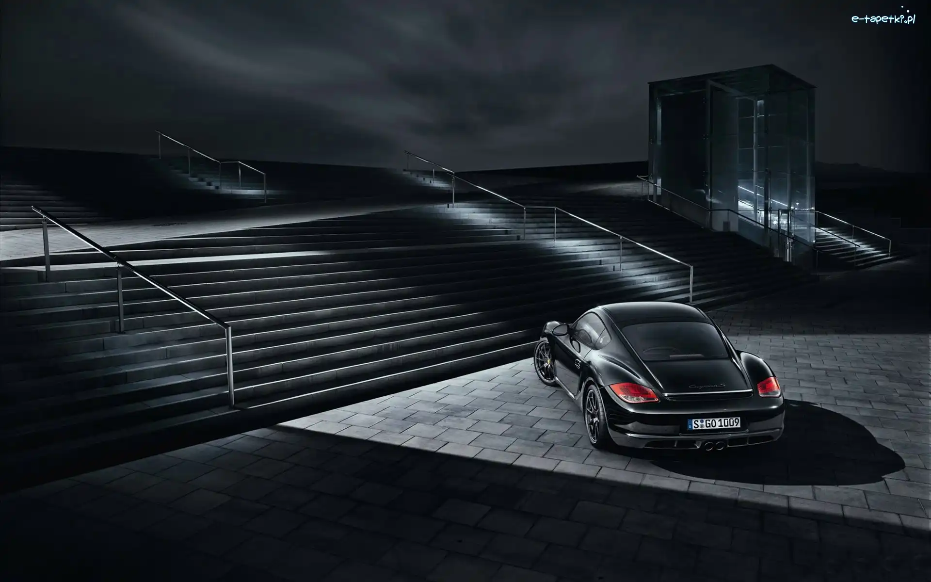 Schody, Porsche Cayman S, Czarny
