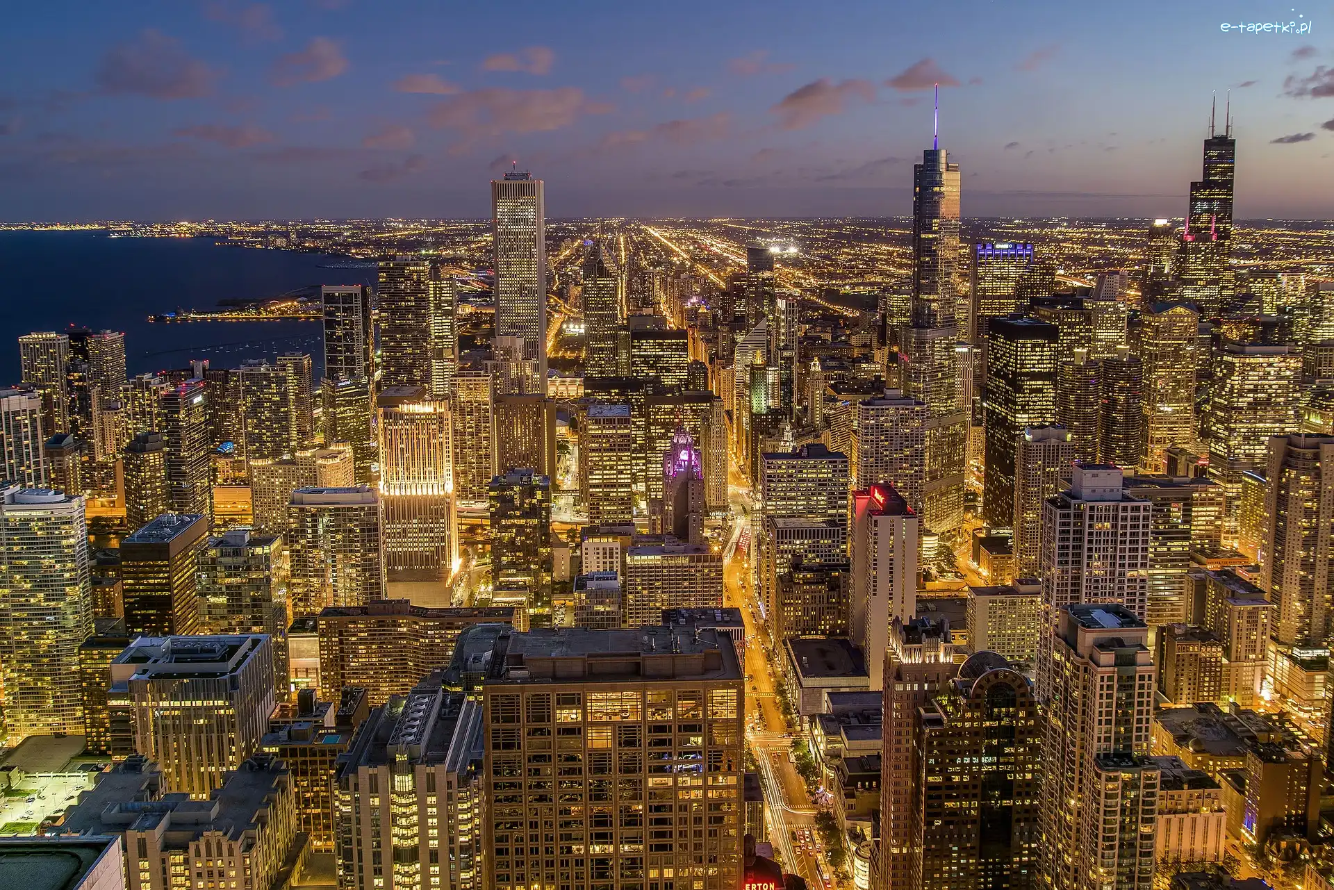 Drapacze chmur, Z lotu ptaka, Wieczór, Chicago