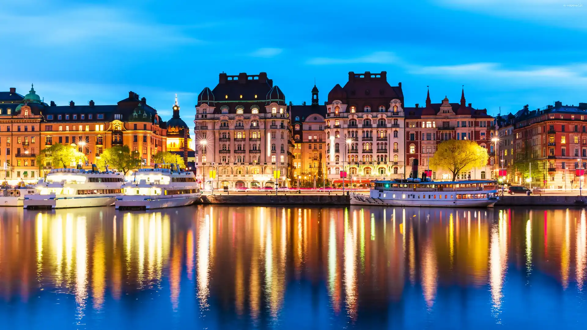 Statki pasażerskie, Gamla stan, Noc, Sztokholm, Szwecja, Domy, Zatoka