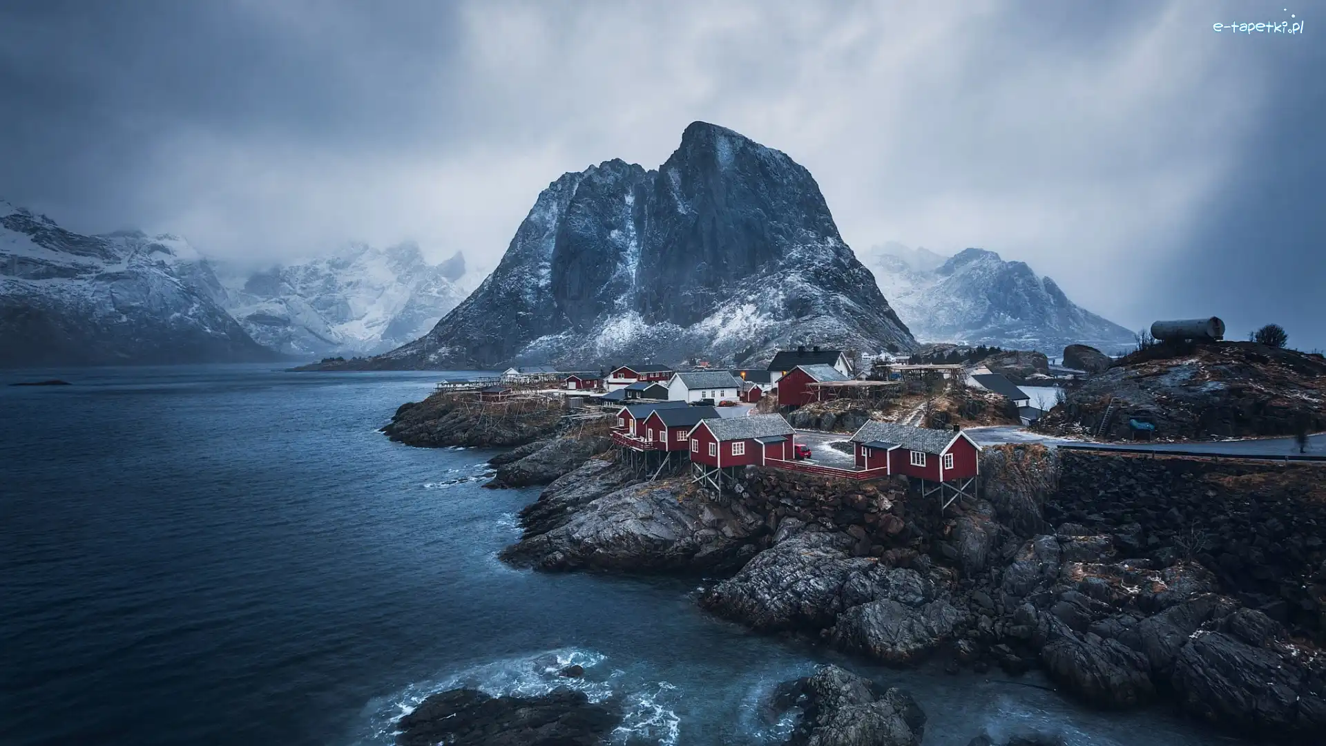 Góry, Wioska Hamnøy, Domy, Morze, Lofoty, Norwegia