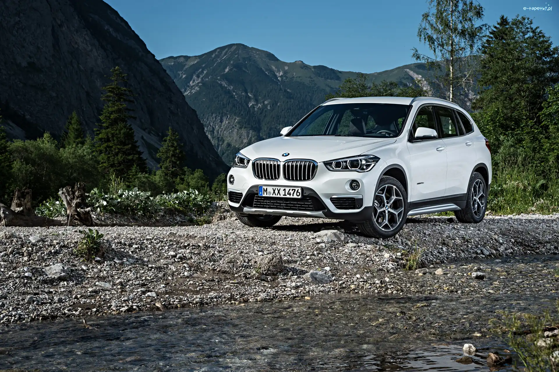 BMW X1 xDrive 28i, Góry, 2017, Białe