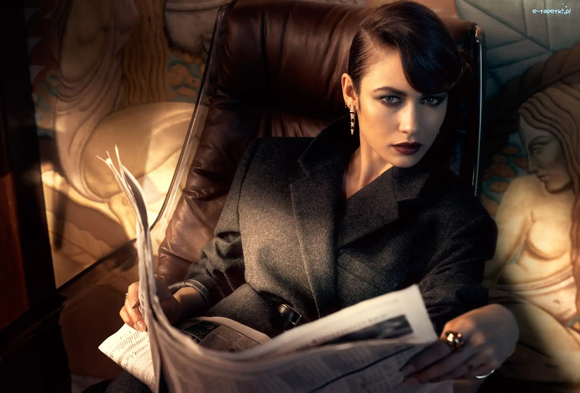 Gazeta, Fotel, Olga Kurylenko