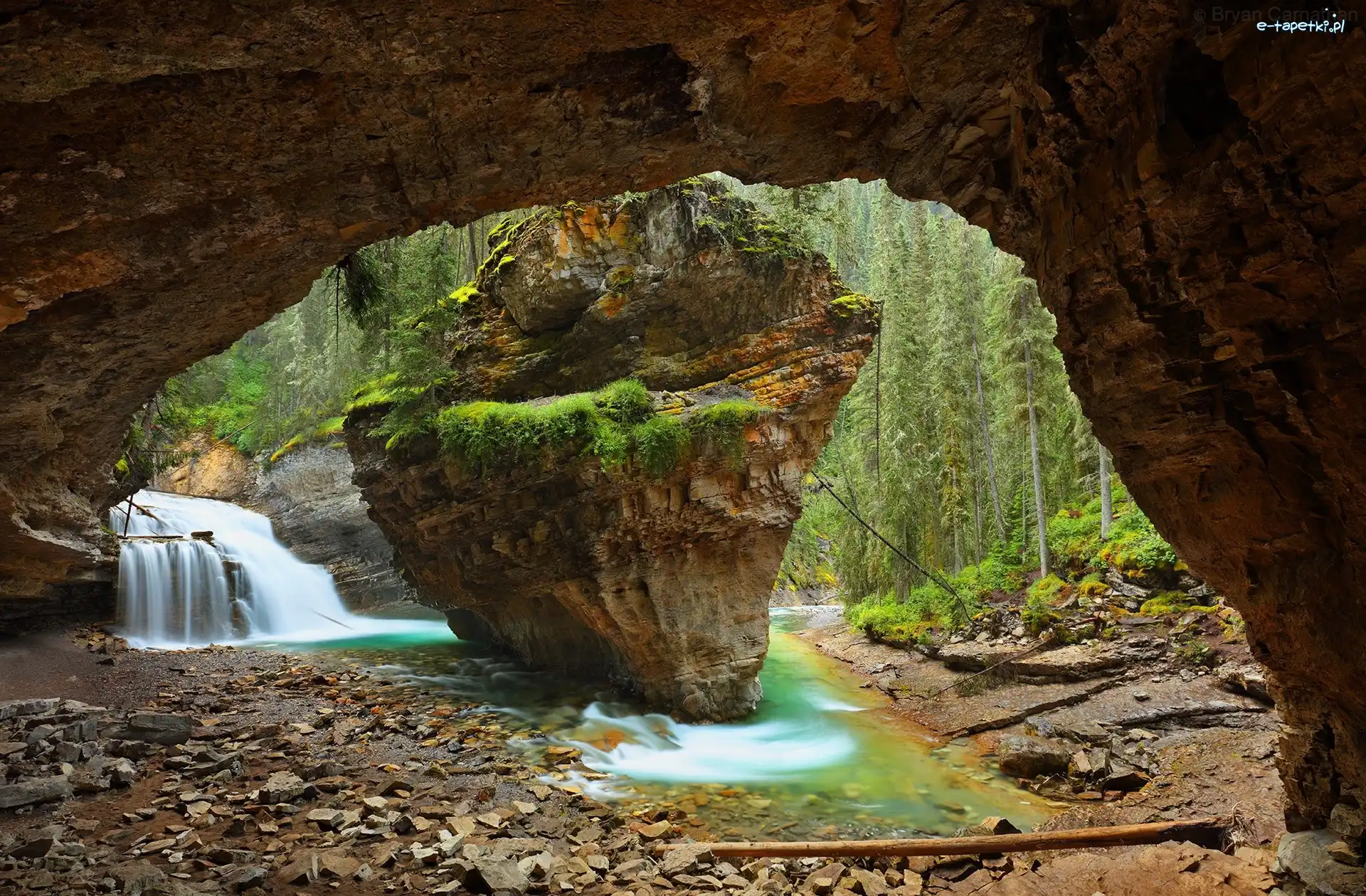 Jaskinia, Park Narodowy Banff, Drzewa, Wodospad, Johnston Canyon, Skała, Kamienie, Kanada
