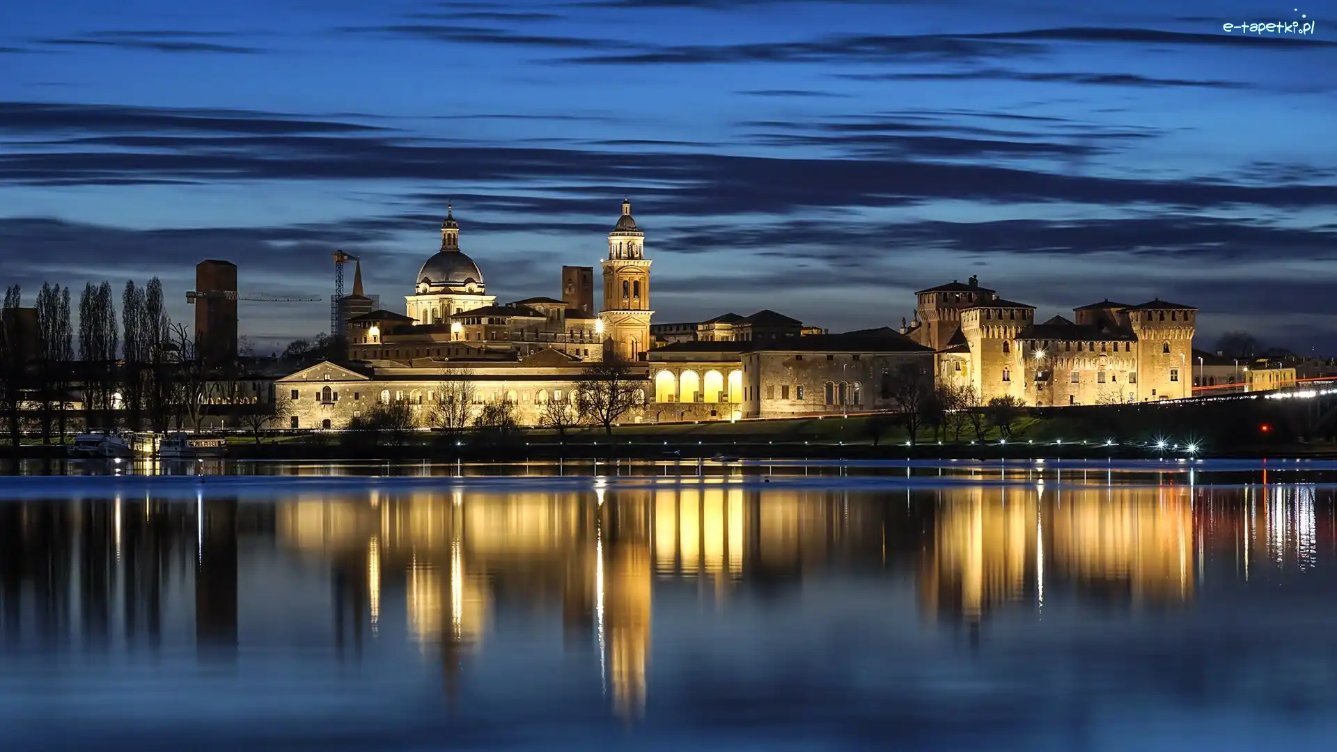 Rzeka Mincio, Lombardia, Odbicie, Miasto nocą, Mantua, Bazylika św. Andrzeja, Pałac Książęcy, Włochy