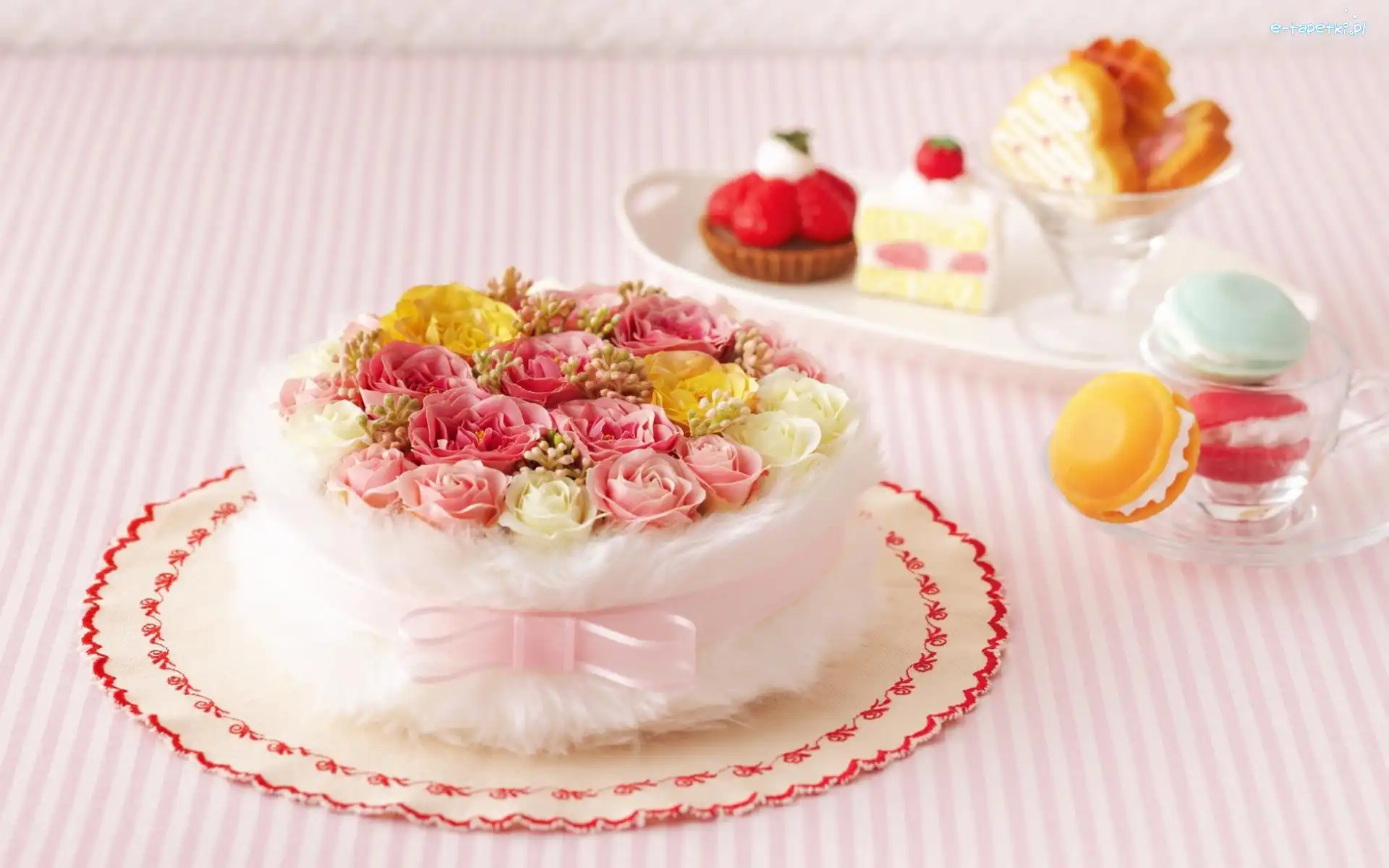 Ciasto, Tort