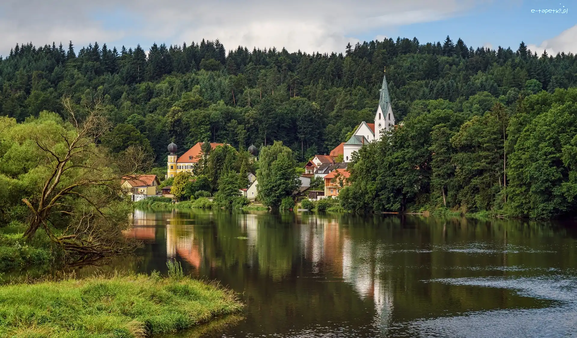 Rzeka Regen, Bawaria, Zamek Ramspau, Kościół św Wawrzyńca, Ramspau, Las, Domy, Niemcy