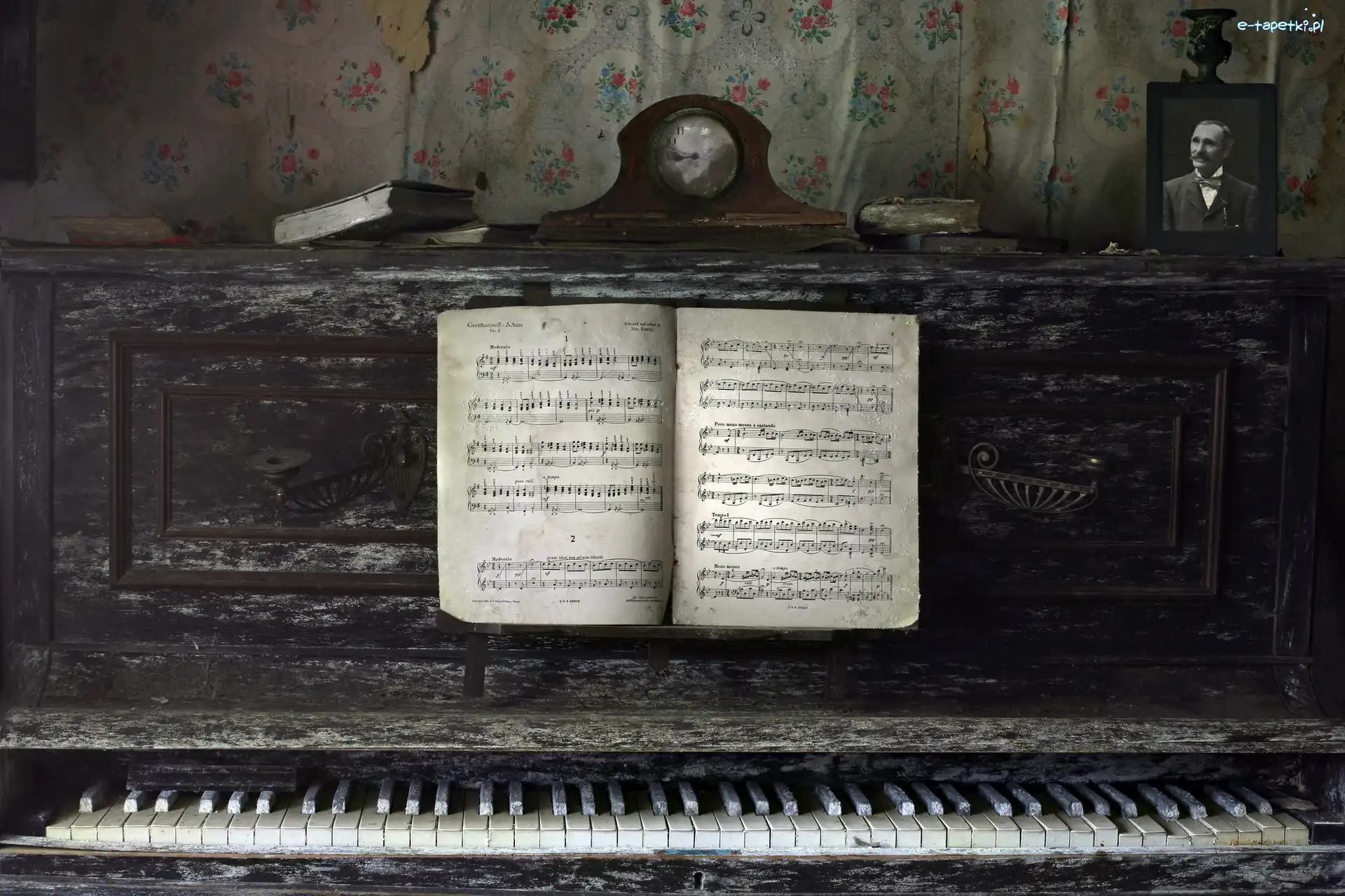 Pianino, Zegar, Nuty, Stare
