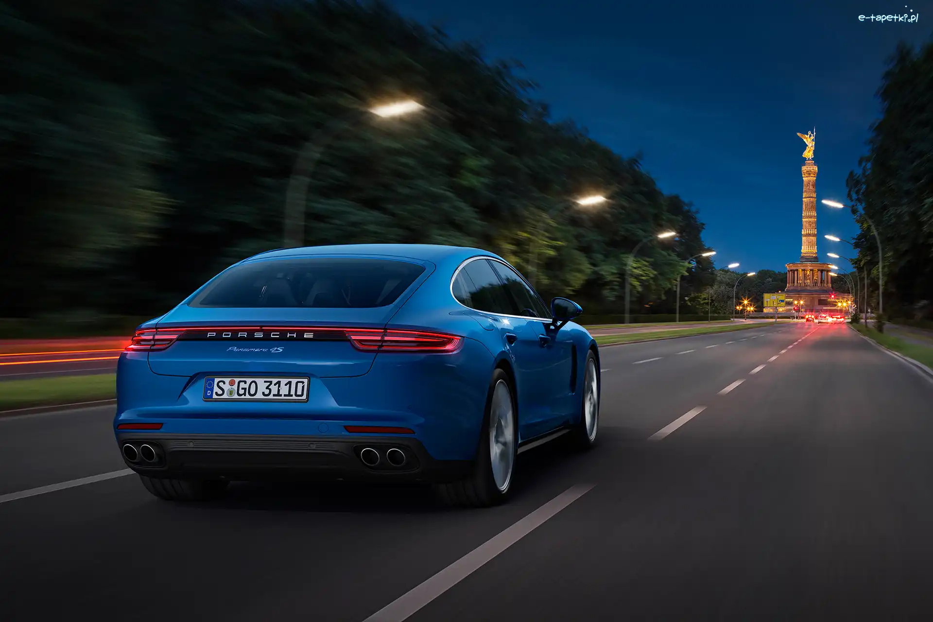 2017, Porsche Panamera 4S, Niebieskie