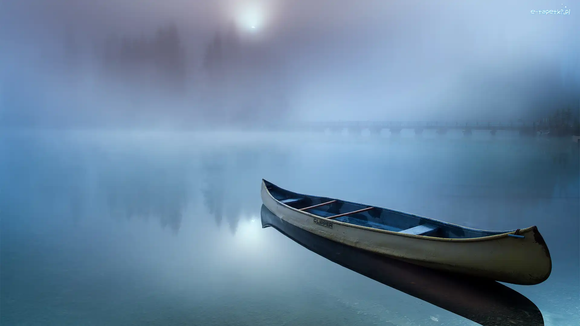 Kanada, Jezioro Emerald Lake, Łódka, Most, Mgła