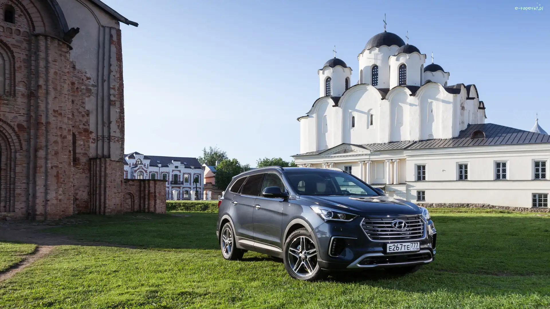 Cerkiew, 2016, Hyundai Grand Santa Fe