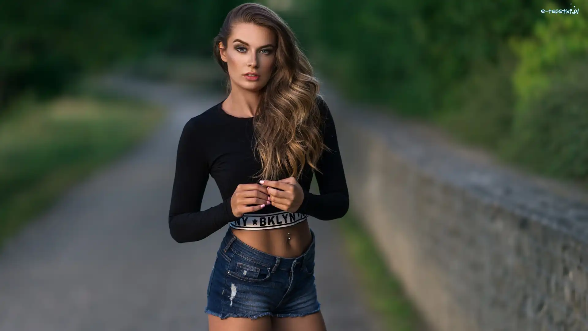 Alejka, Sylwetka, Piercing, Murek, Kobieta, Długowłosa