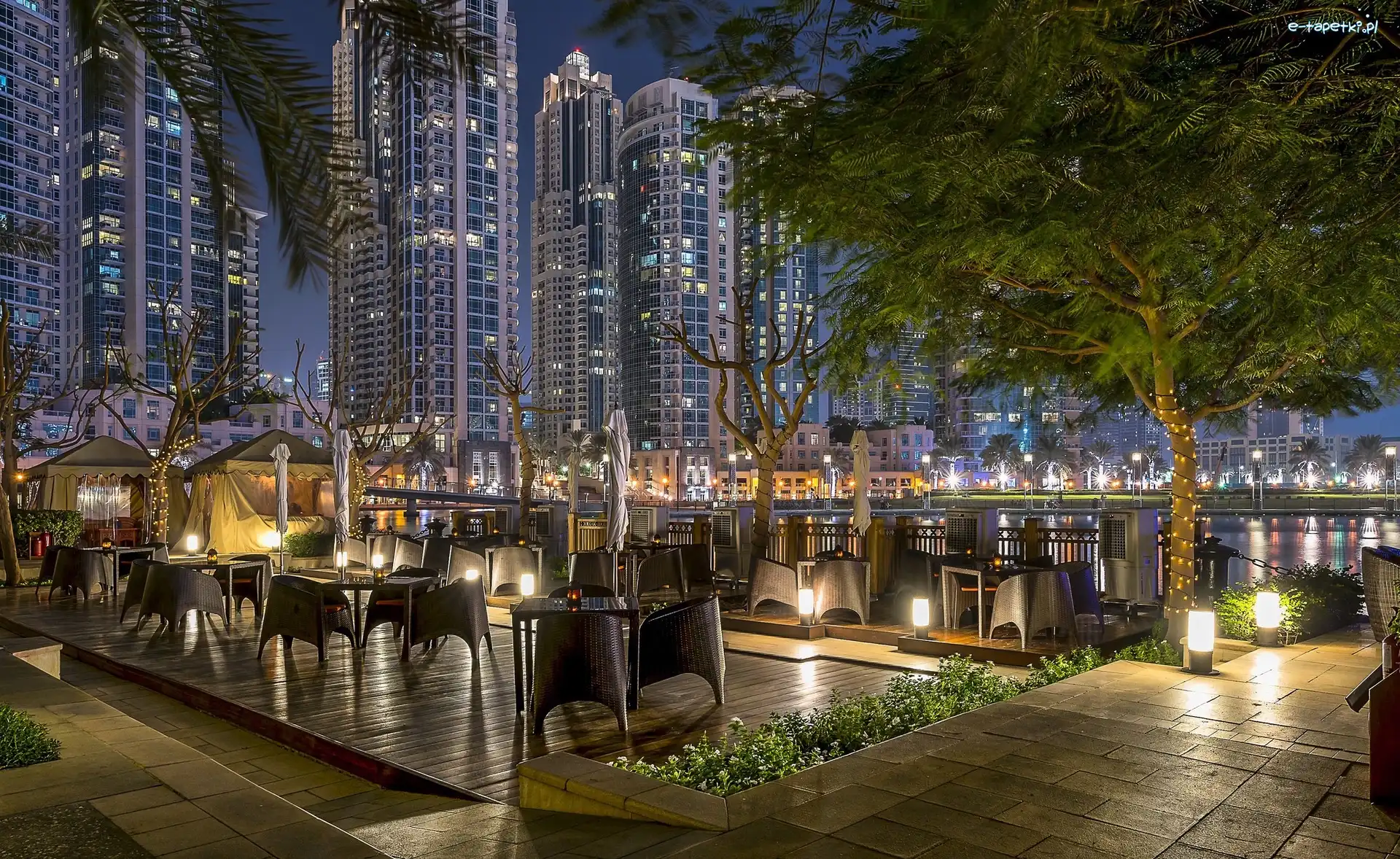 Restauracja, Dubaj, Zmierzch, Światła, Taras, Wieżowce, Miasto, Zjednoczone Emiraty Arabskie