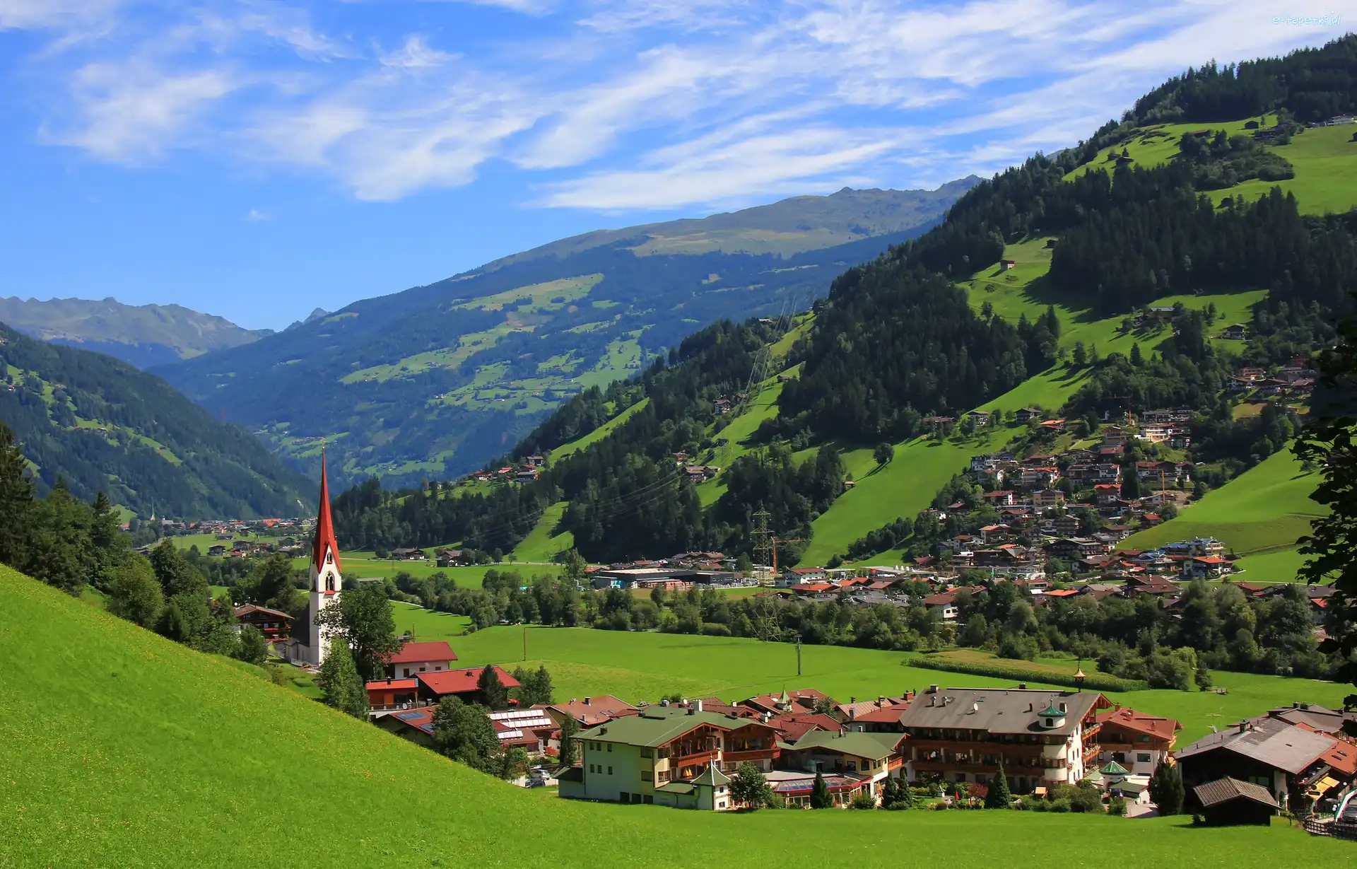 Kościół, Mayrhofen, Drzewa, Domy, Tyrol, Austria