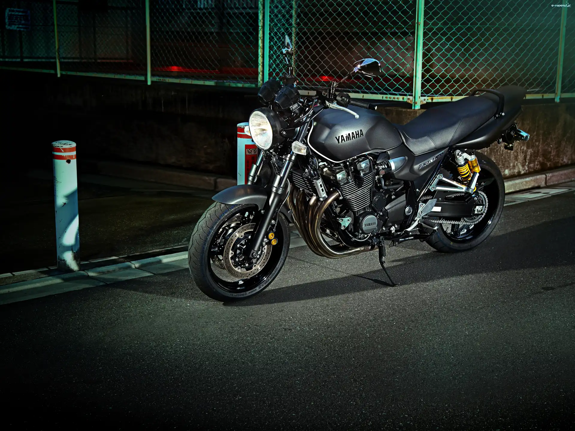 2014, Yamaha XJR1300, Motocykl