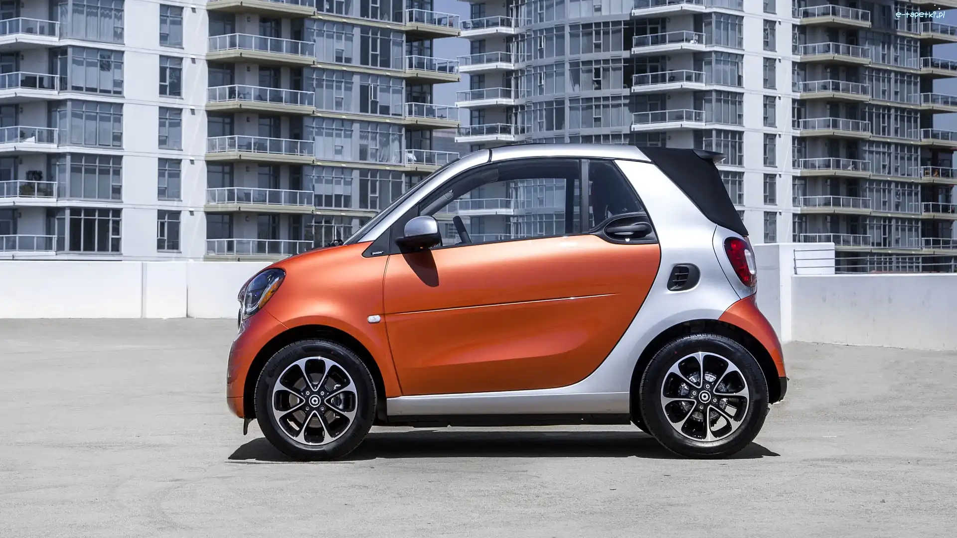 Budowle, 2017, Smart Fortwo Cabrio