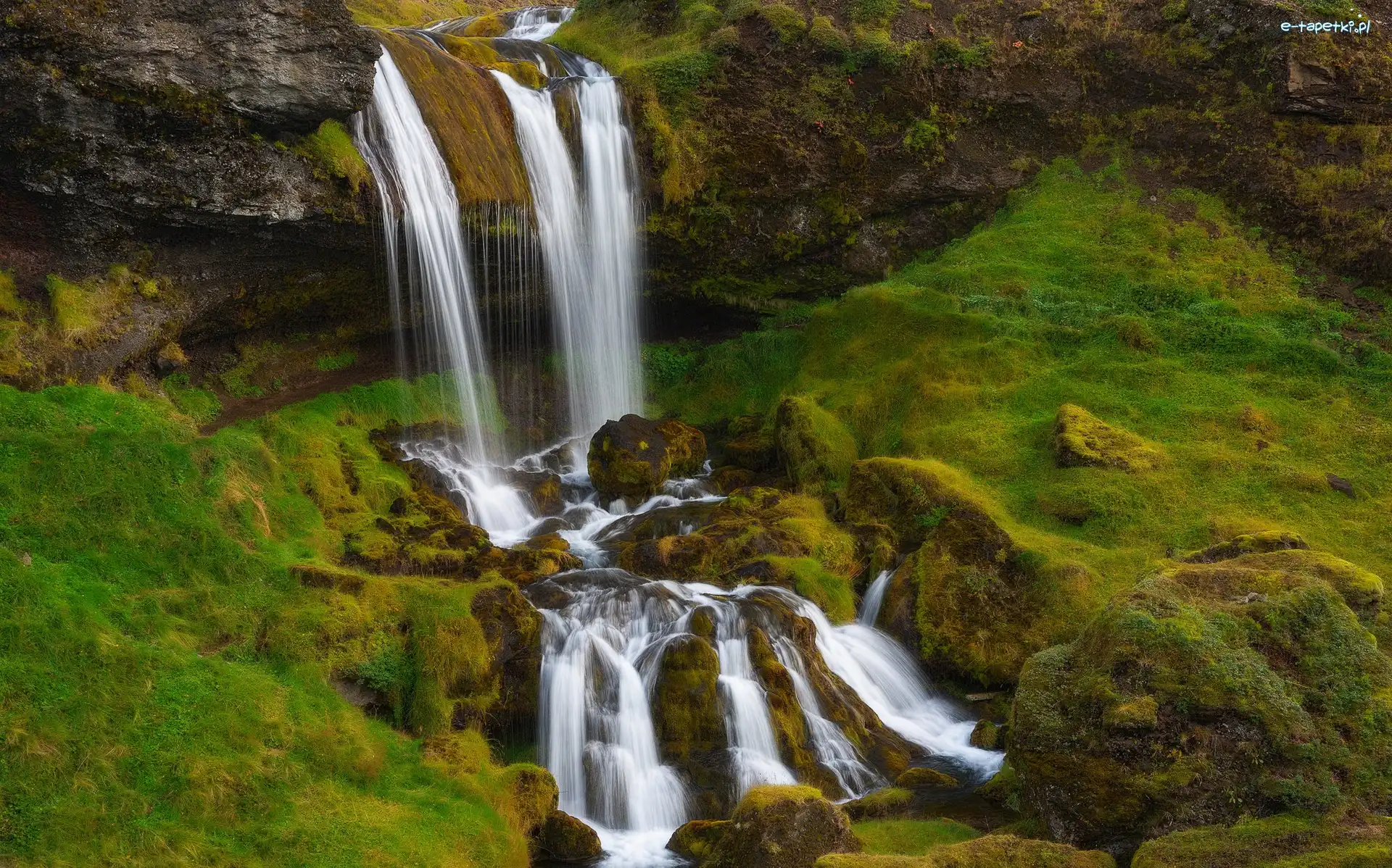 Islandia, Skały, Wodospad Selvallafoss, Kamienie, Omszałe