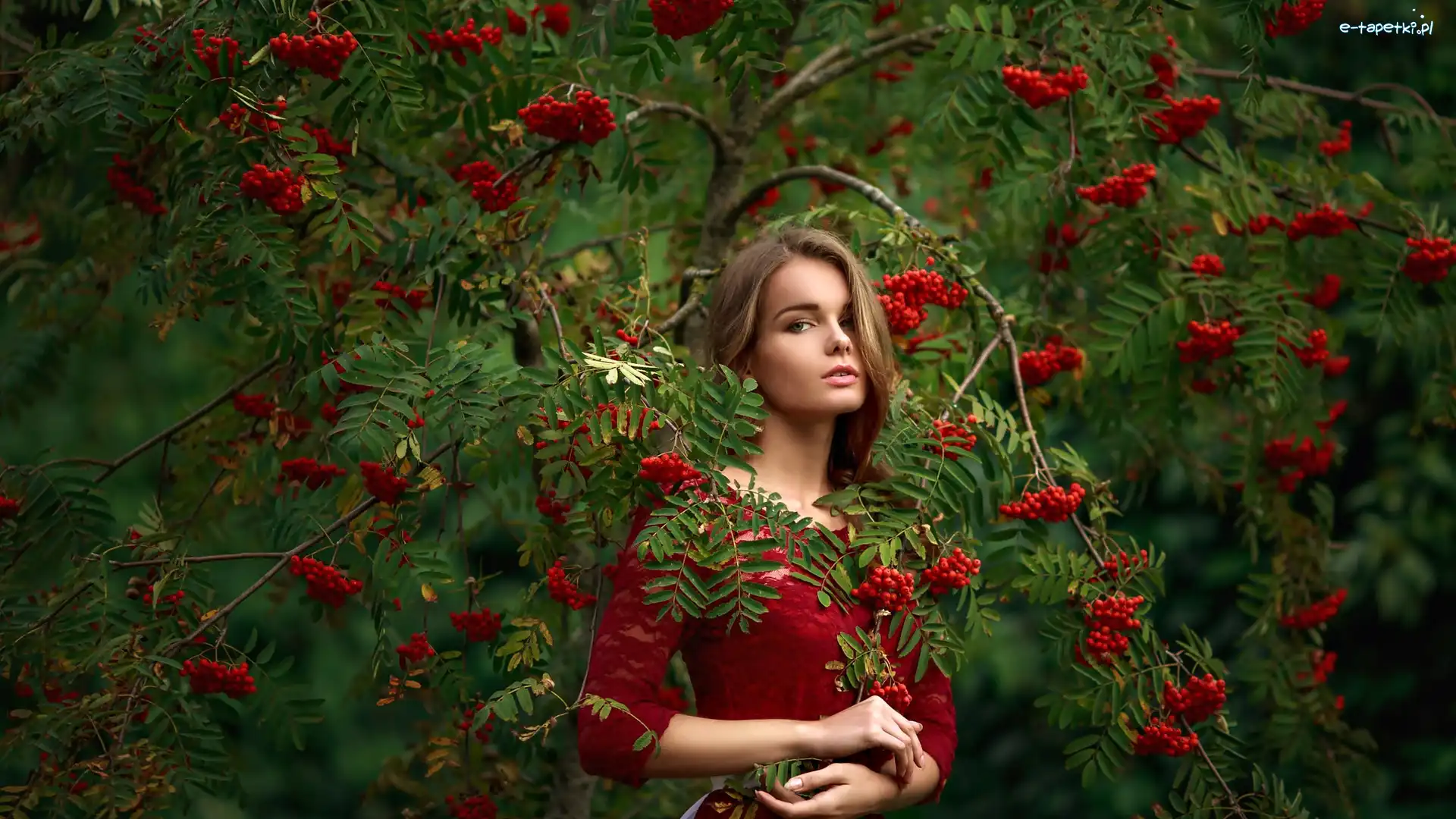 Irina Regent, Dziewczyna, Modelka, Jarzębina