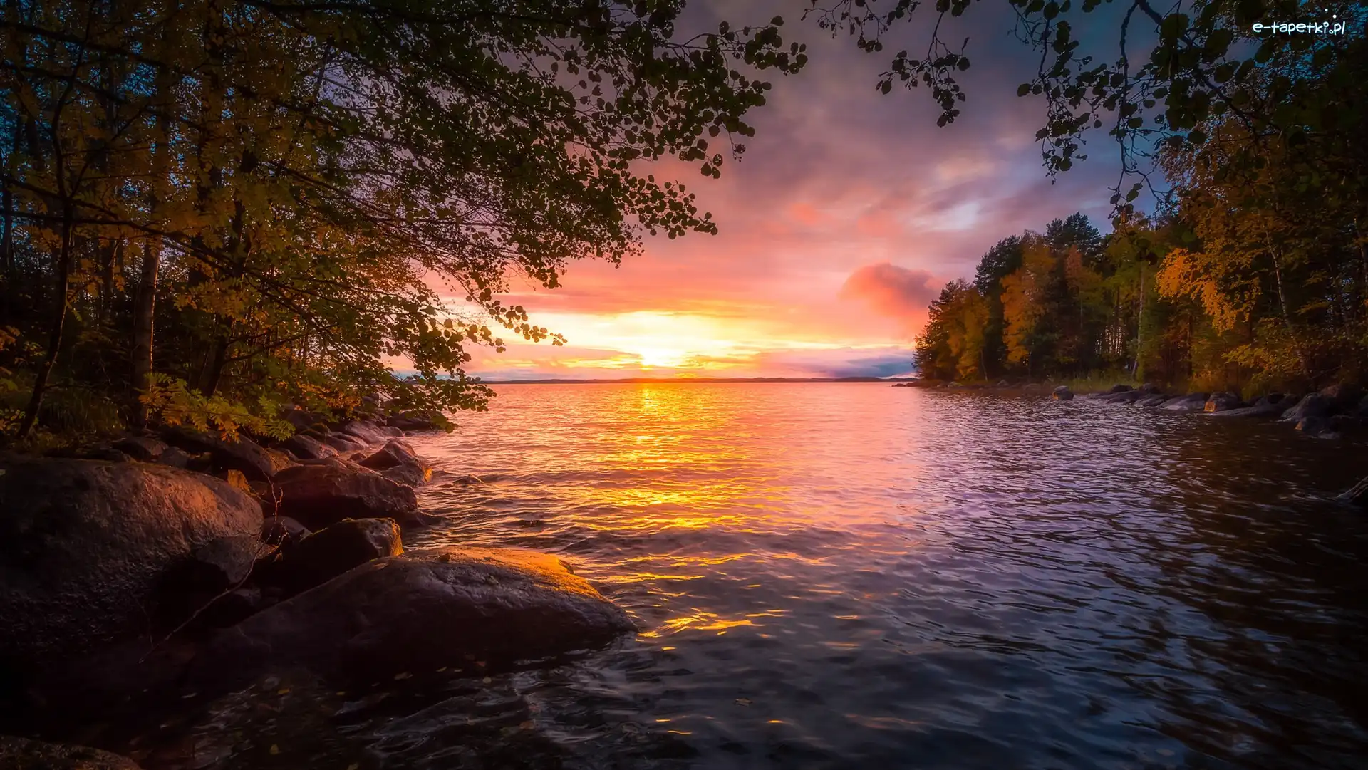 Drzewa, Jezioro Näsijärvi, Zachód słońca, Kamienie, Region Pirkanmaa, Finlandia