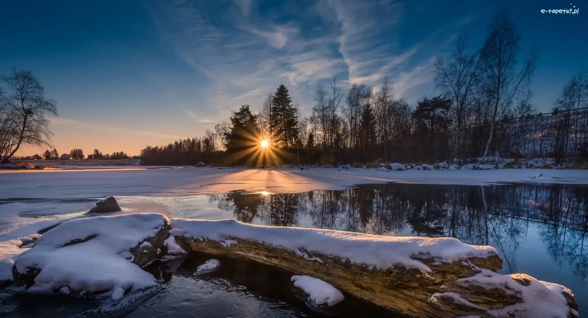 Śnieg, Gmina Lempäälä, Zachód słońca, Promienie słońca, Zima, Rzeka, Drzewa, Finlandia