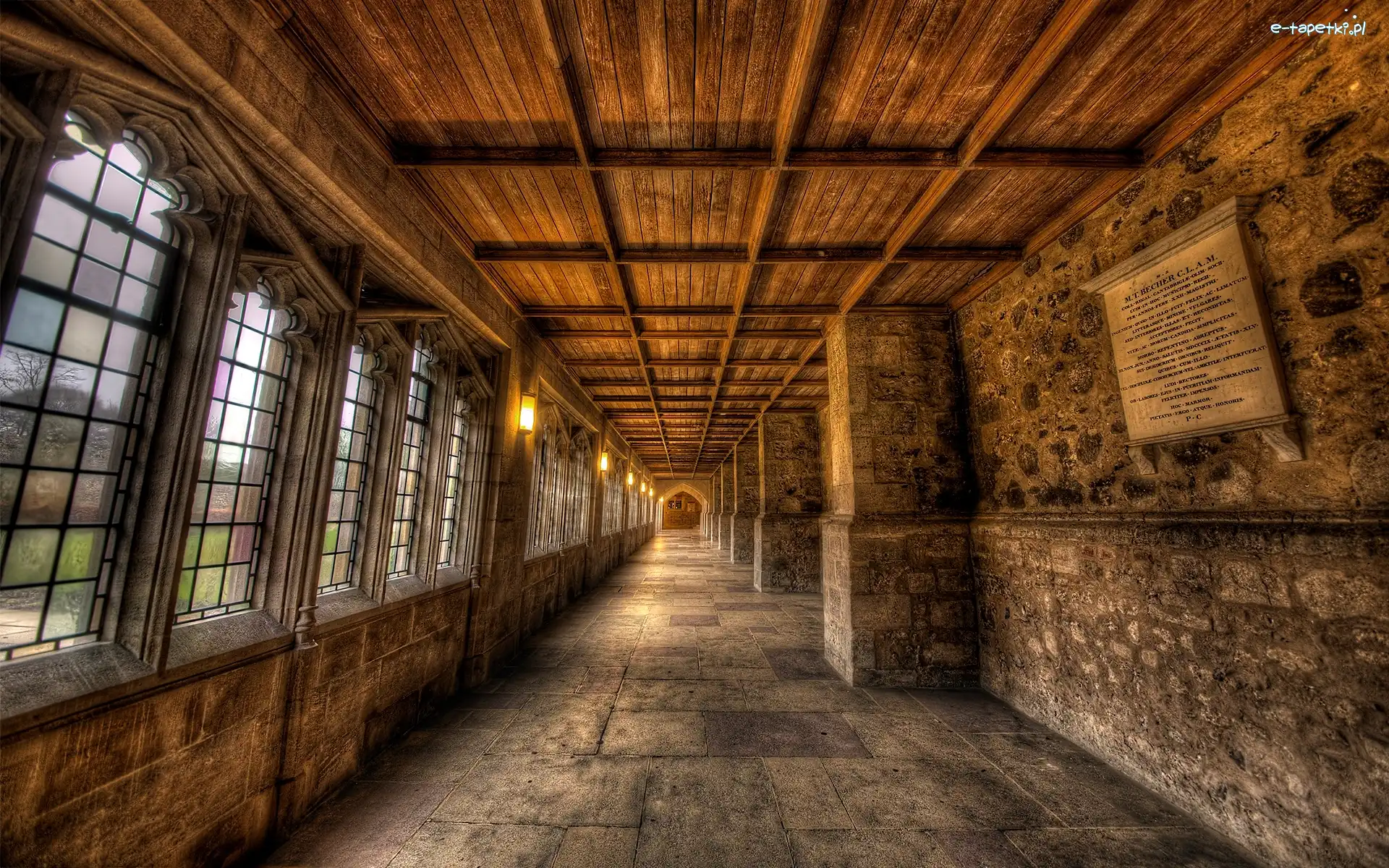 HDR, Okna, Korytarz