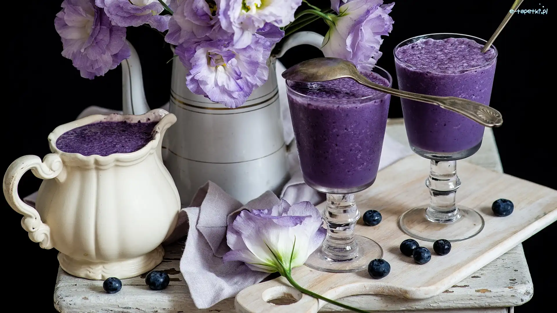 Kieliszki, Eustoma, Borówki, Kwiaty, Kompozycja, Dzbanuszek, Koktajl