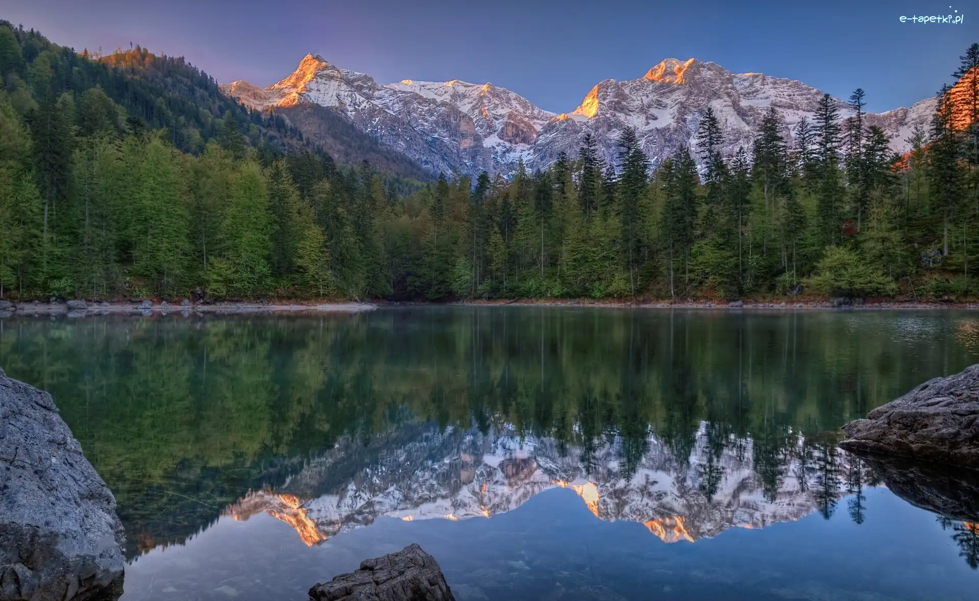Odbicie, Góry Alpy, Jezioro Großer Ödsee, Górna Austria, Austria, Kamienie, Las
