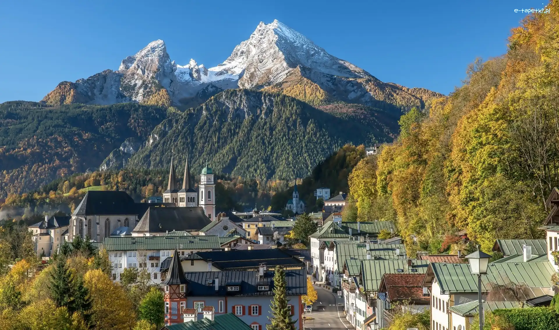 Las, Góra Watzmann, Berchtesgaden, Bawaria, Niemcy, Drzewa, Domy, Góry Alpy Berchtesgadeńskie, Kościół
