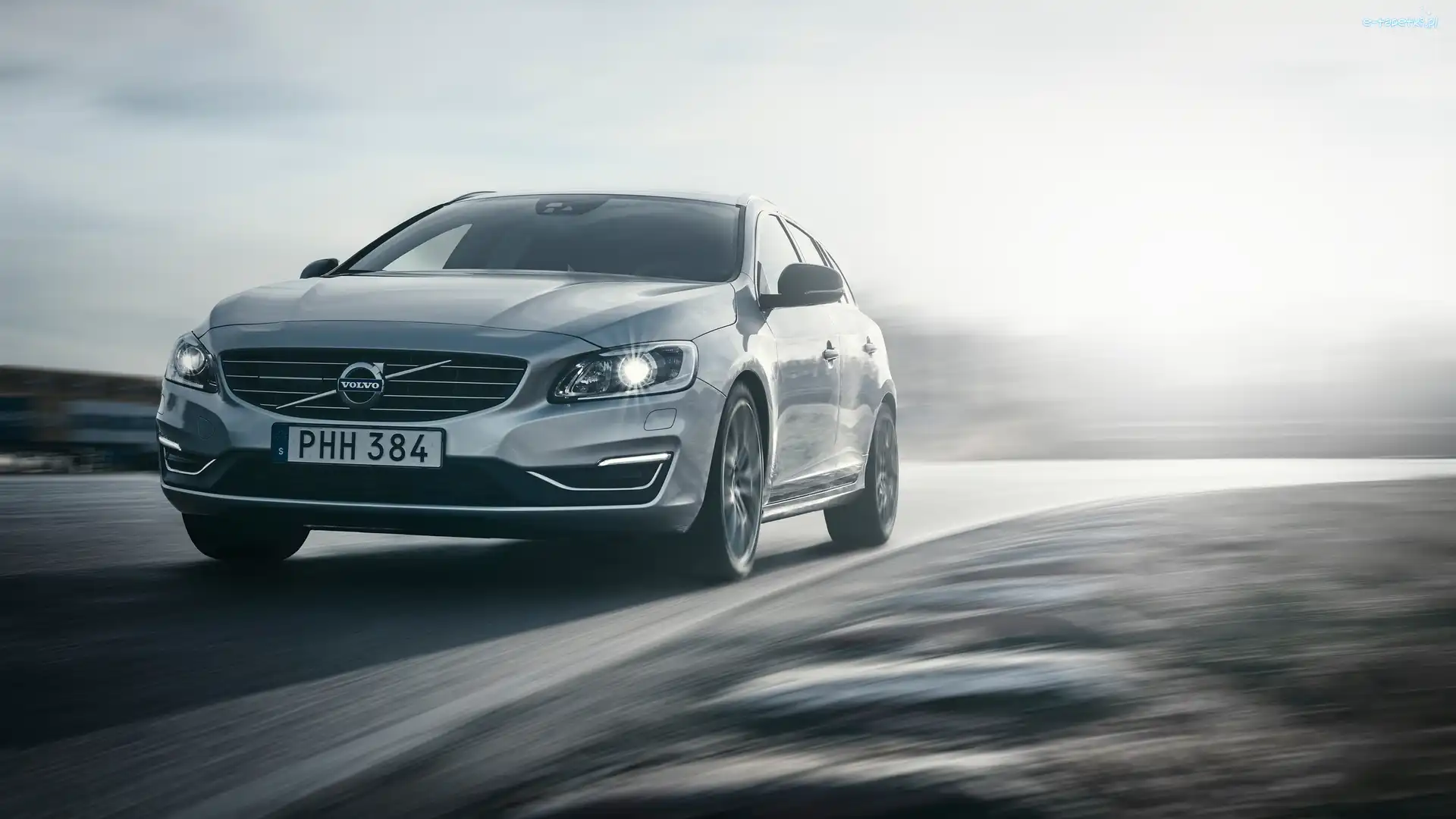 2016, Volvo V60 Cross Country, Samochód
