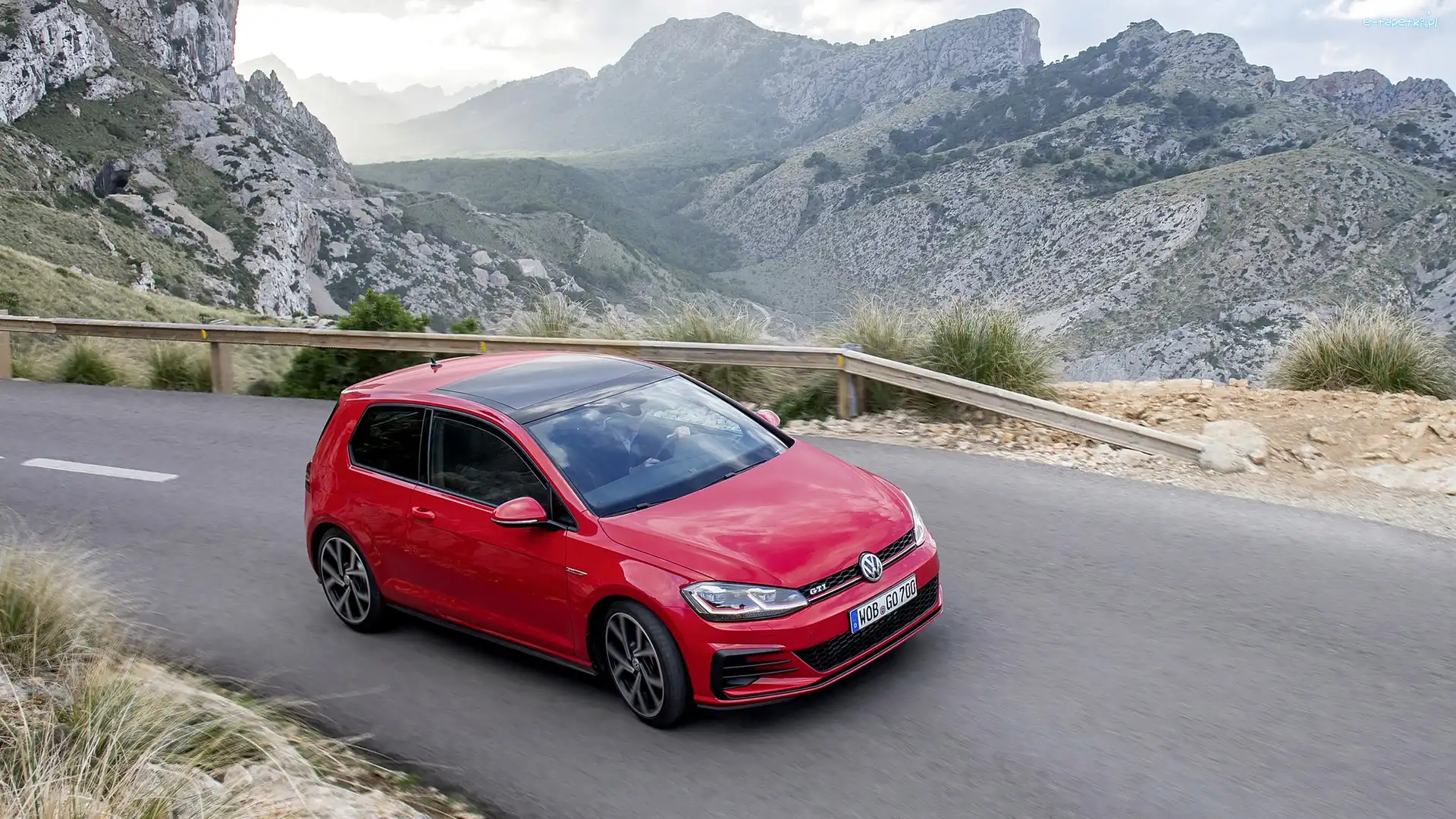 Barierka, GTI Facelift, 2017, Vokswagen Golf 7, Czerwony, Droga, Góry