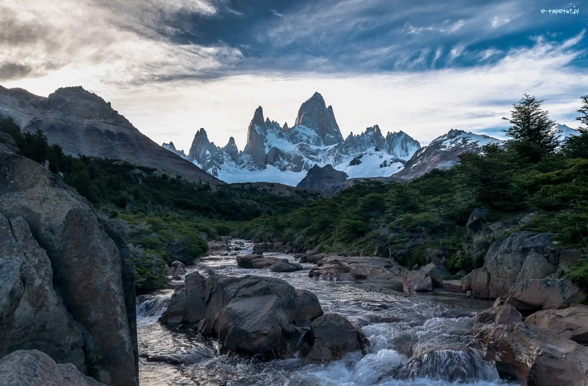 Strumyk, Chile, Drzewa, Góry, Patagonia, Góry Andy, Szczyt Fitz Roy, Argentyna, Pogranicze, Kamienie
