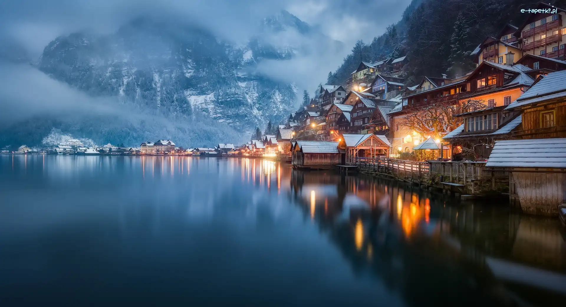 Jezioro Hallstattersee, Domy, Góry, Mgła, Hallstatt, Austria
