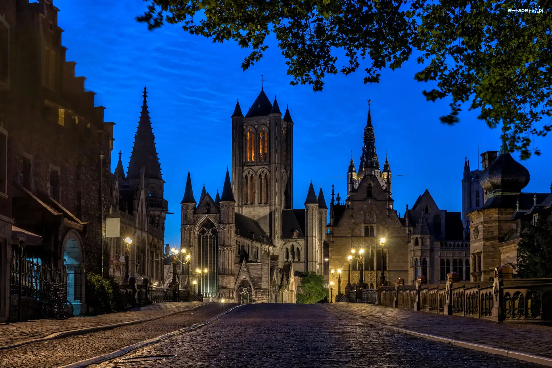 Zamek Gravensteen, Belgia, Gandawa, Muzeum broni i tortur, Zmierzch