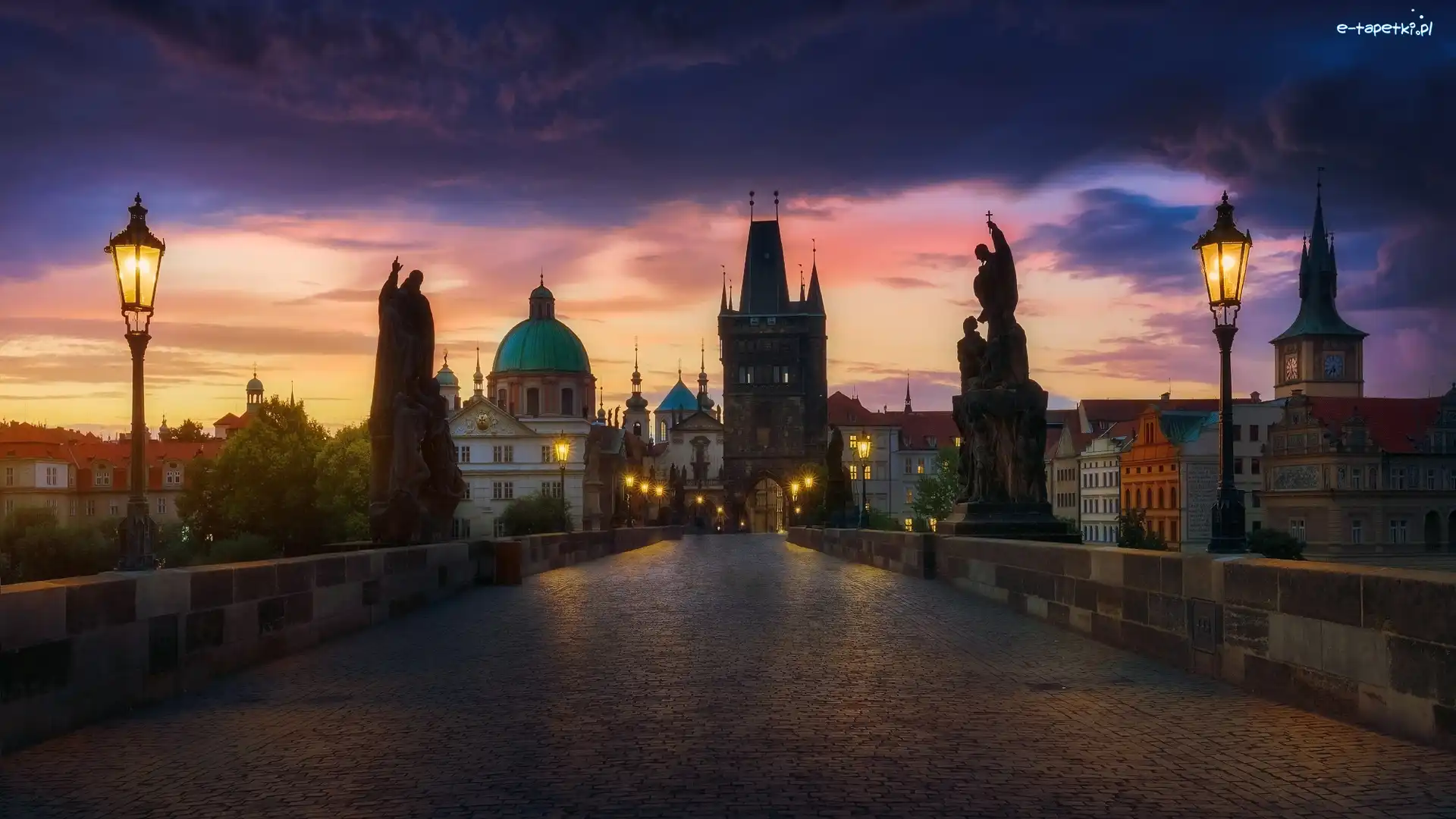 Wschód słońca, Most Karola, Latarnie, Praga, Czechy, Budynki, Figury
