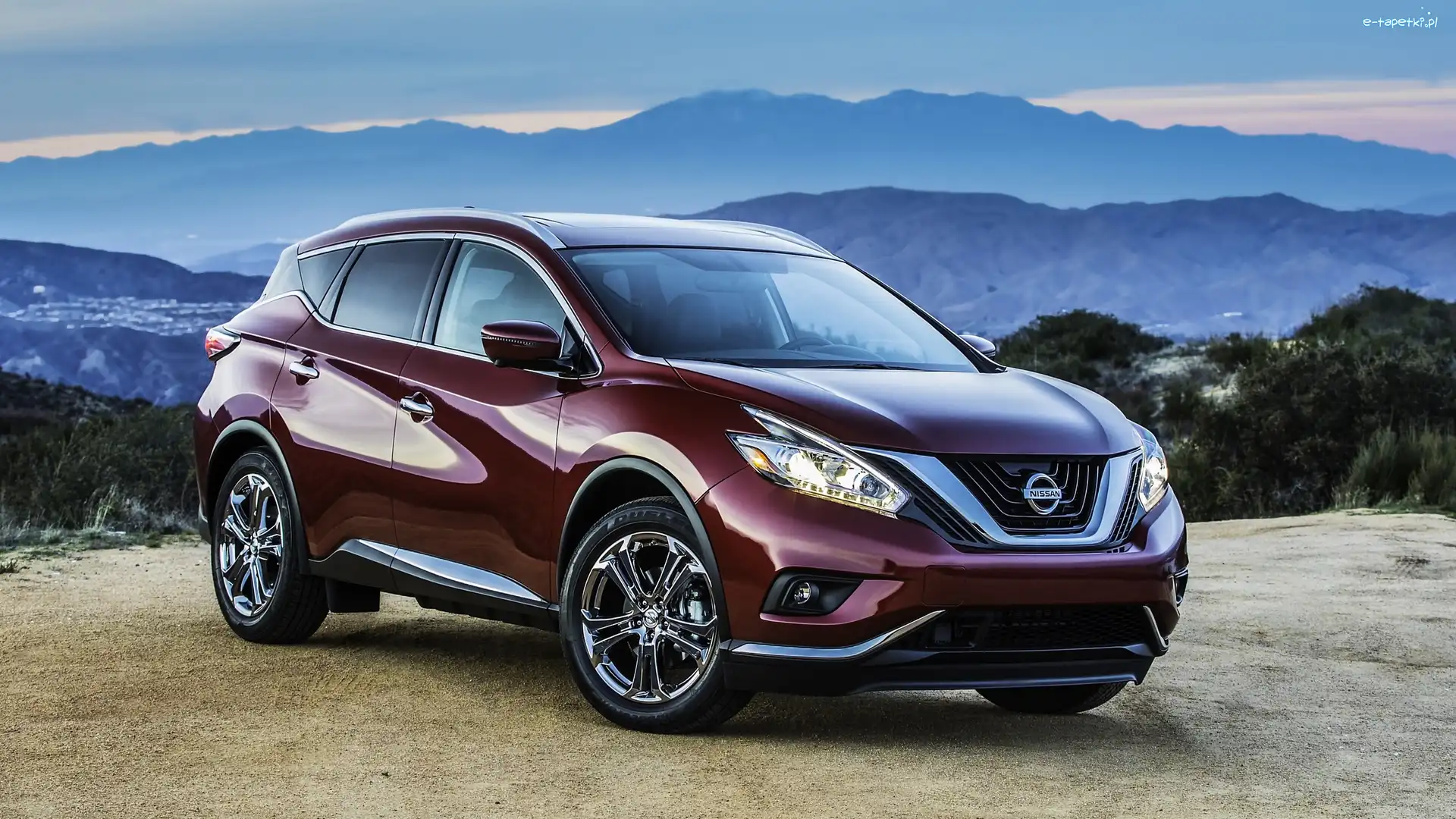 Góry, Nissan Murano, Bordowy