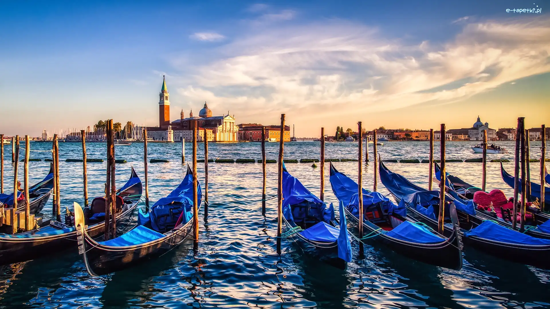 Chmury, Cieśnina Canal Grande, Gondole, Wenecja, Włochy, Bazylika San Giorgio Maggiore, Łodzie