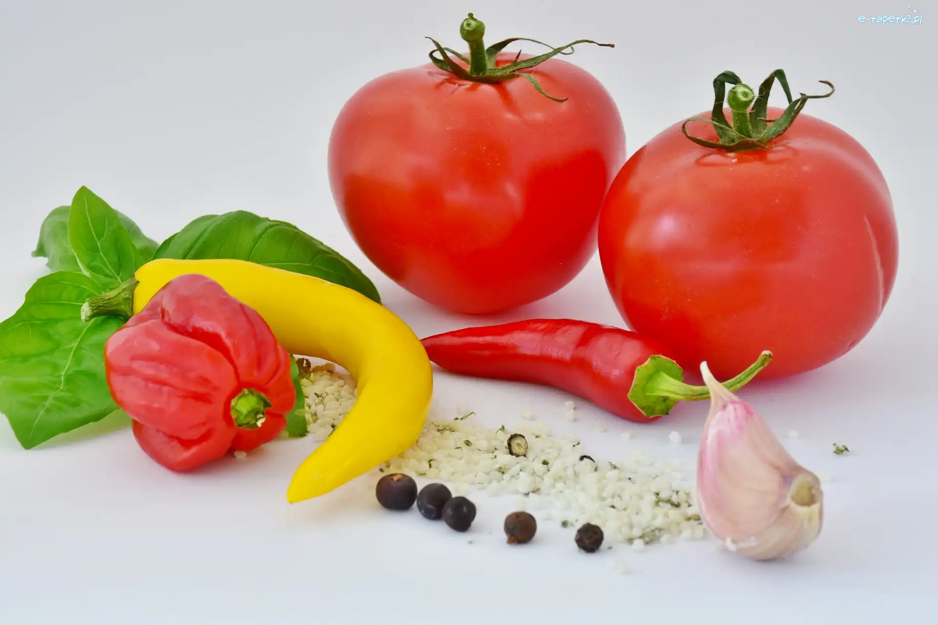 Czosnek, Pomidory, Papryka chili