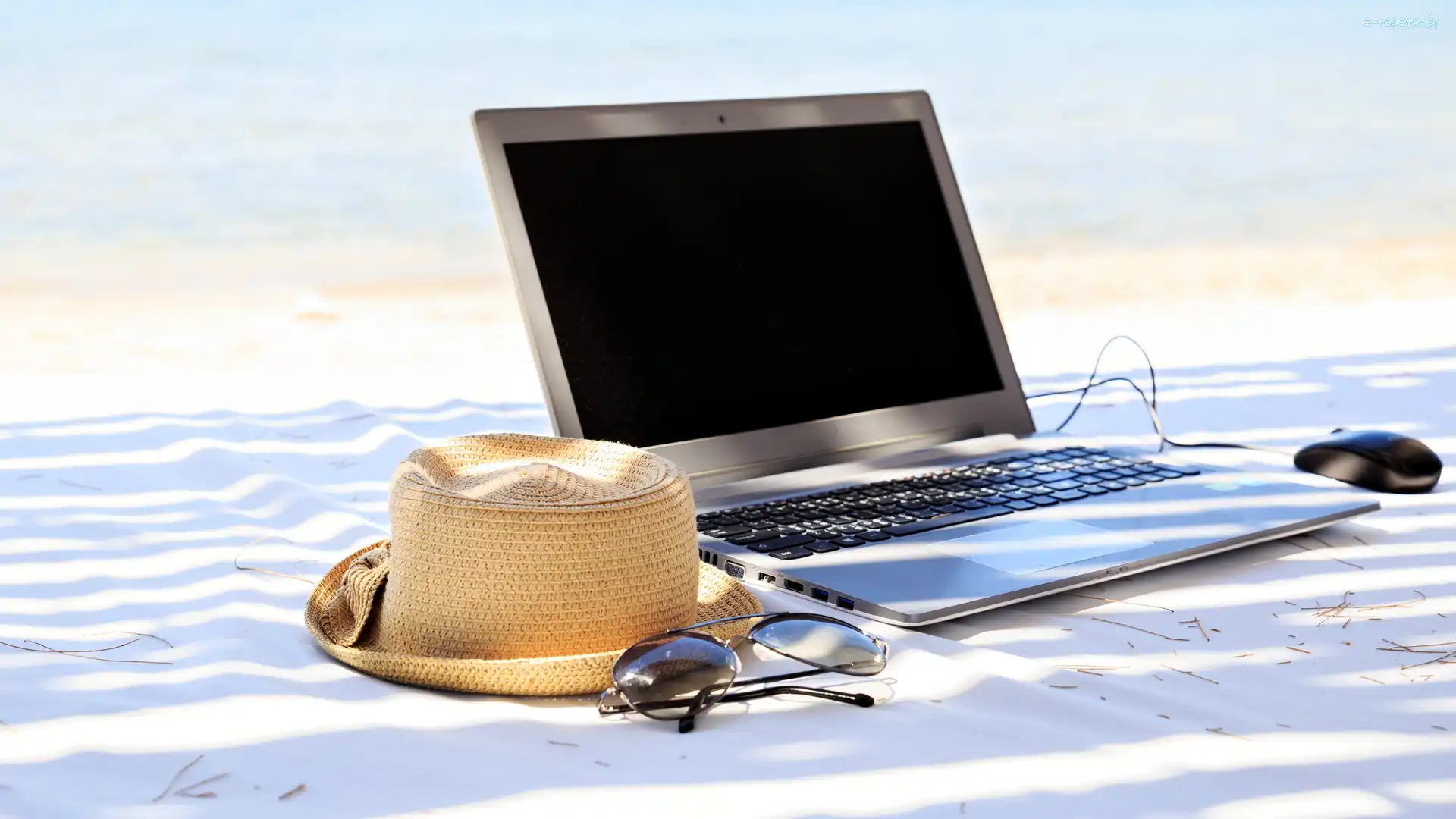 Okulary, Kapelusz, Laptop