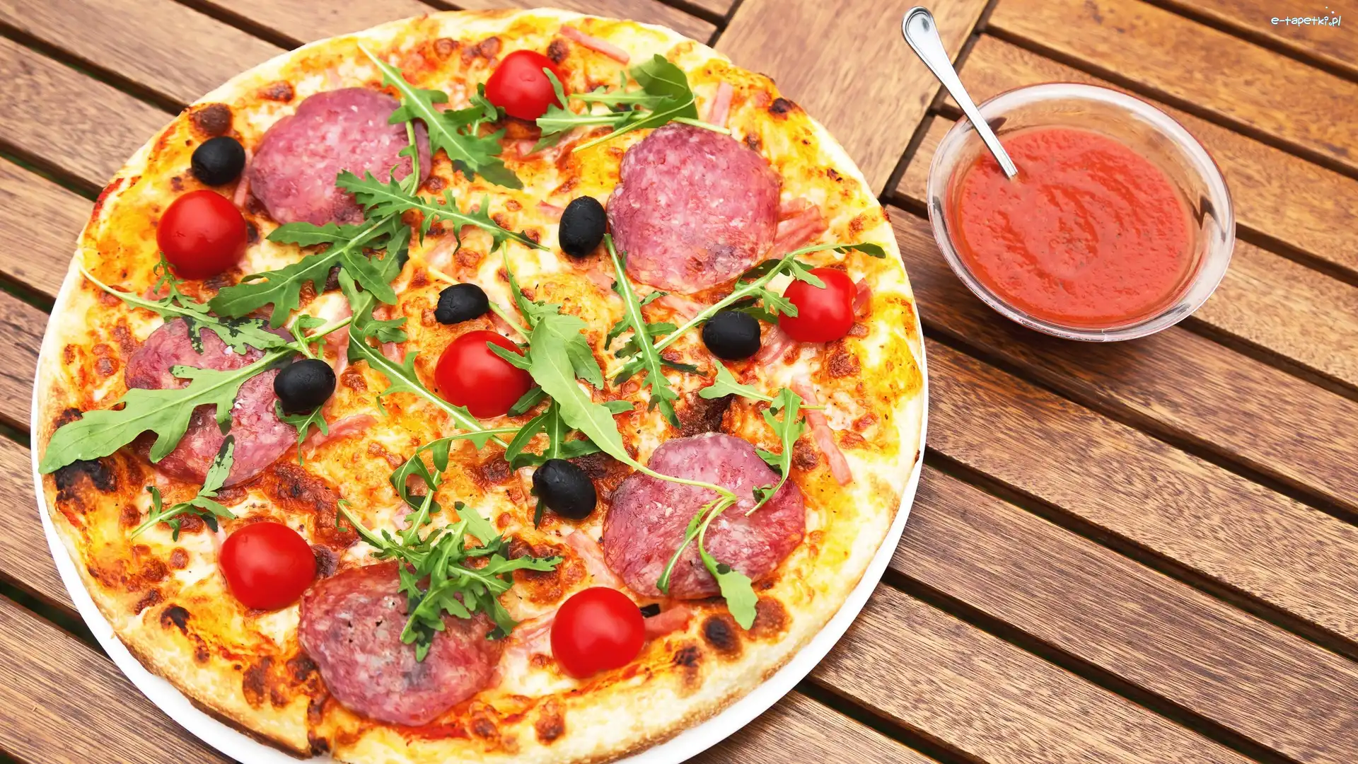 Salami, Ketczup, Oliwki, Pizza