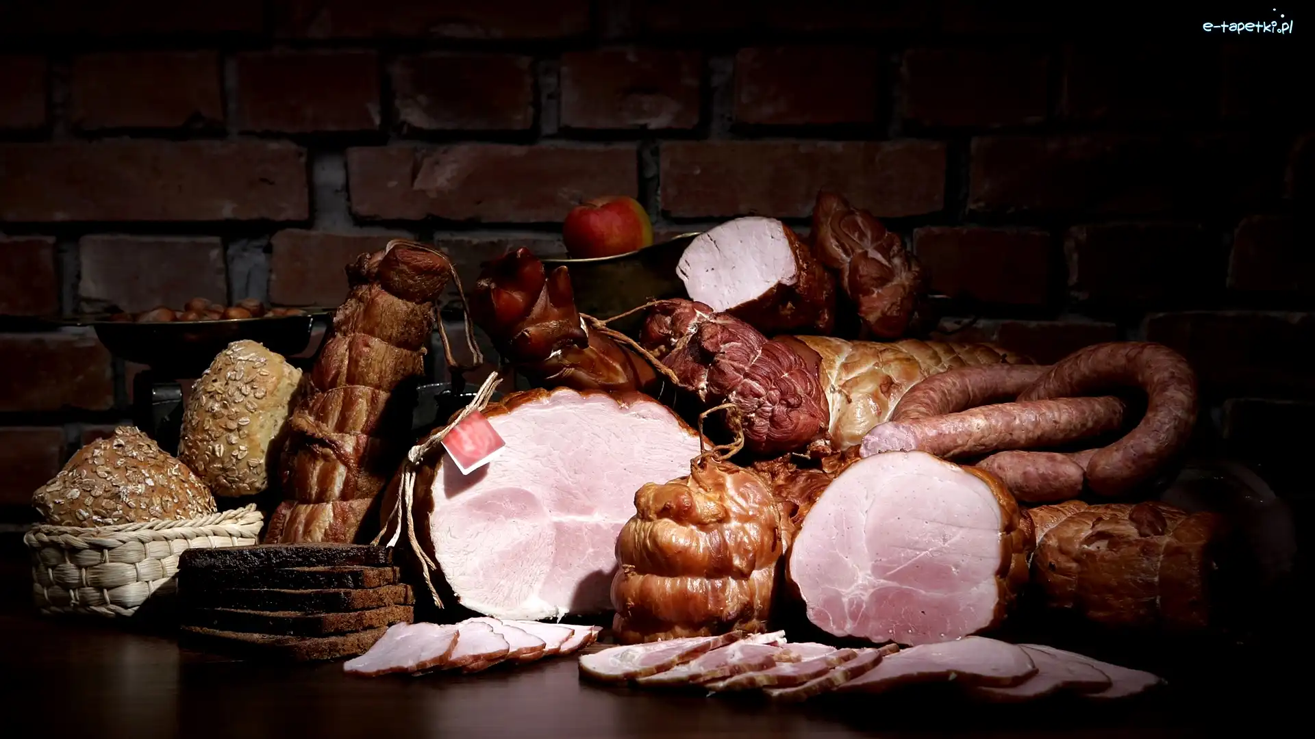 Wędzonka, Mur, Pieczywo, Wędliny