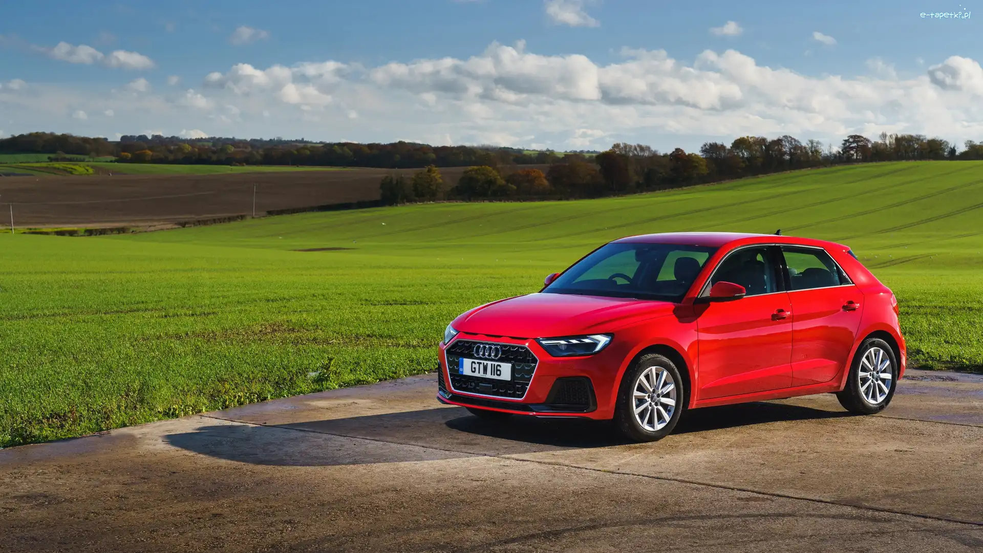 Czerwony, Audi A1 Sportback