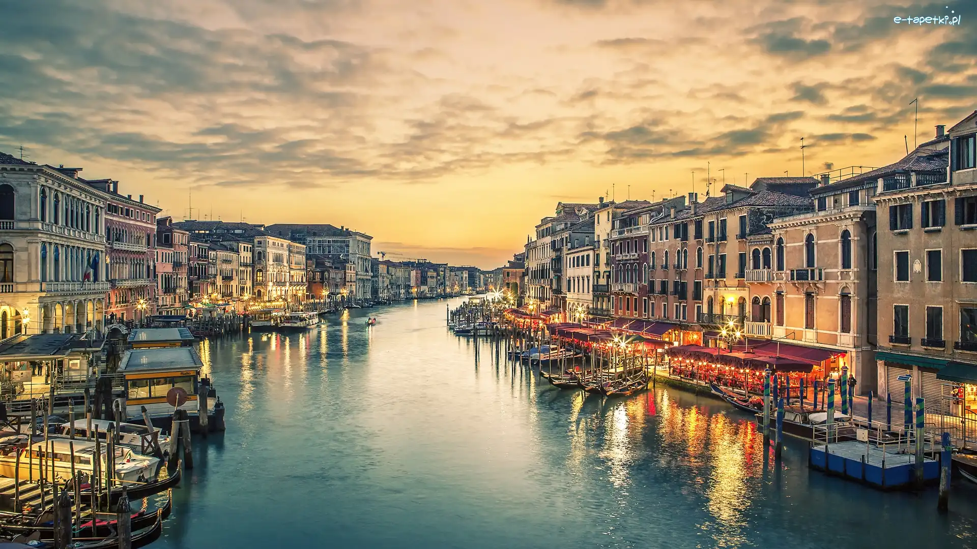 Łodzie, Włochy, Domy, Canal Grande, Kanał, Chmury, Światła, Wenecja, Gondole