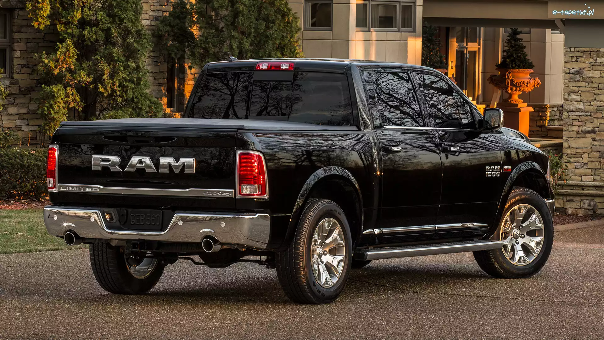 Dodge Ram 1500, Czarny