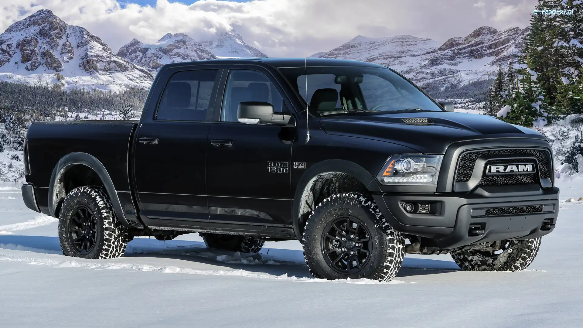 Bok, Dodge Ram 1500, Czarny