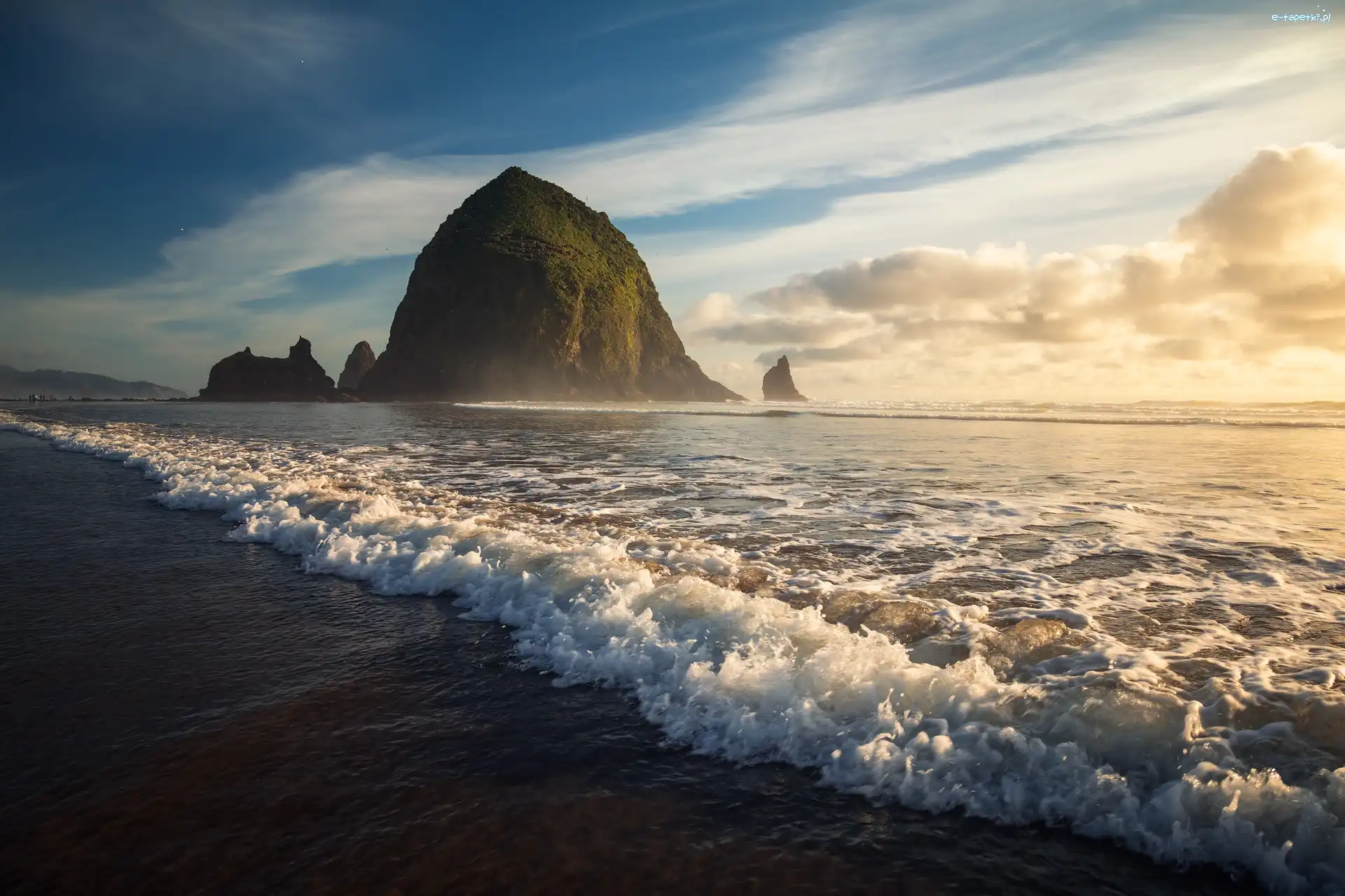 Stan Oregon, Fale, Cannon Beach, Stany Zjednoczone, Skała Haystack Rock, Morze