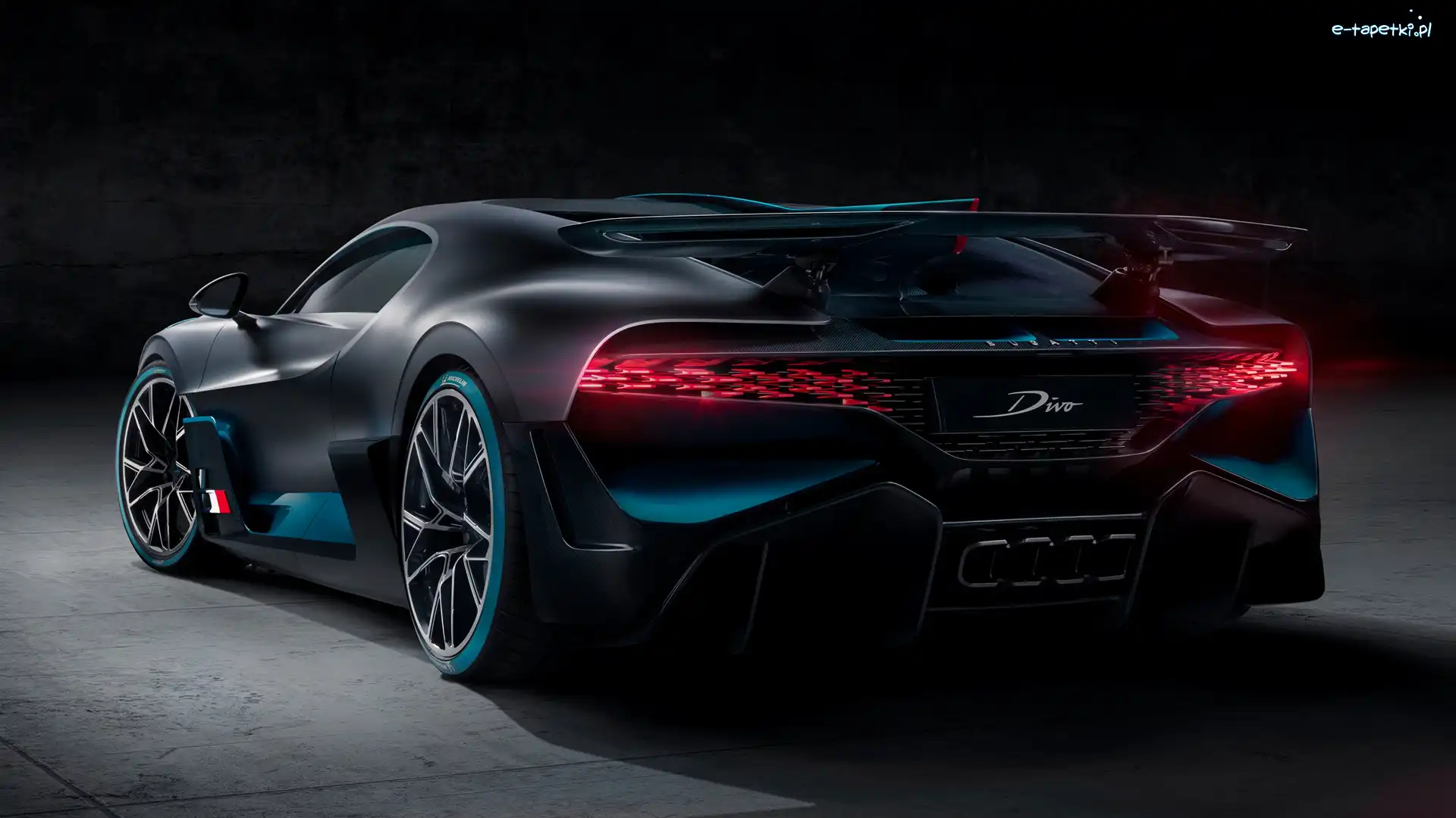 Tył, Bugatti Divo